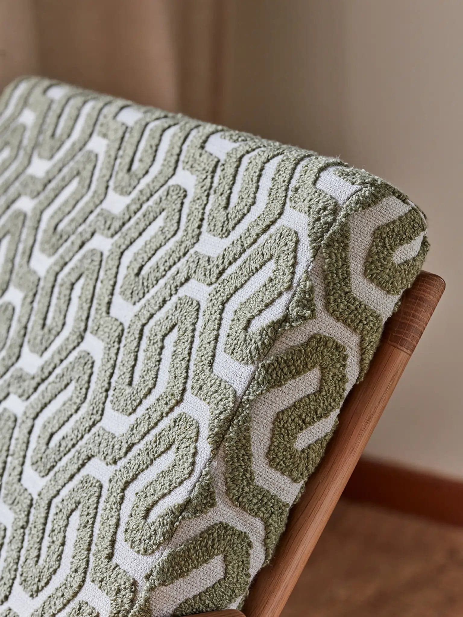 Fotel Stefan Coffee Olive, tkanina oliwkowa, dąb 03 Dark, 366 Concept - 64324