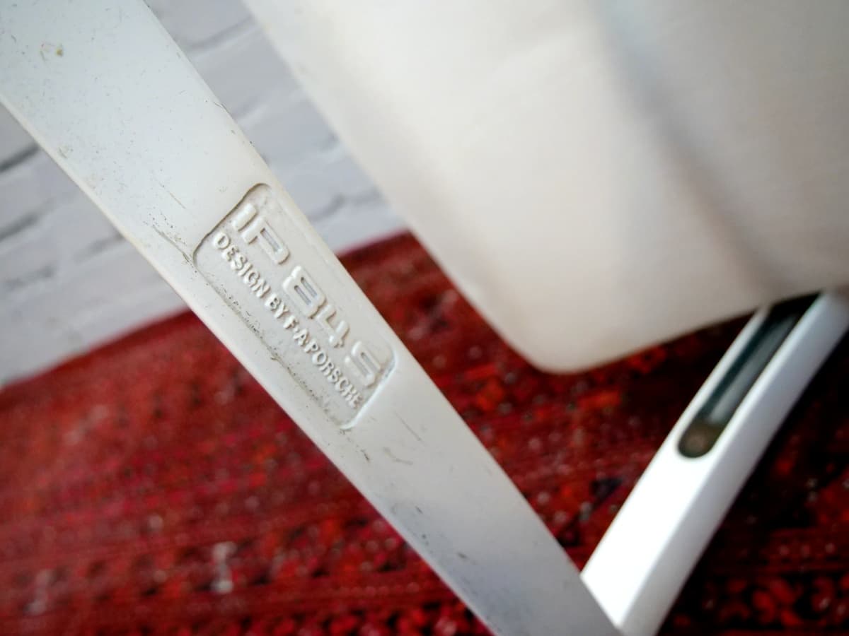 Fotel lounge IP 845 S, skóra naturalna biała, proj. F. A. Porsche, lata 80. - 65871