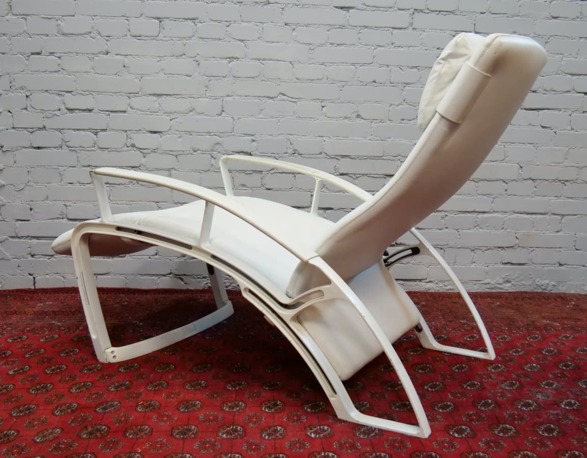 Fotel lounge IP 845 S, skóra naturalna biała, proj. F. A. Porsche, lata 80. - 65865