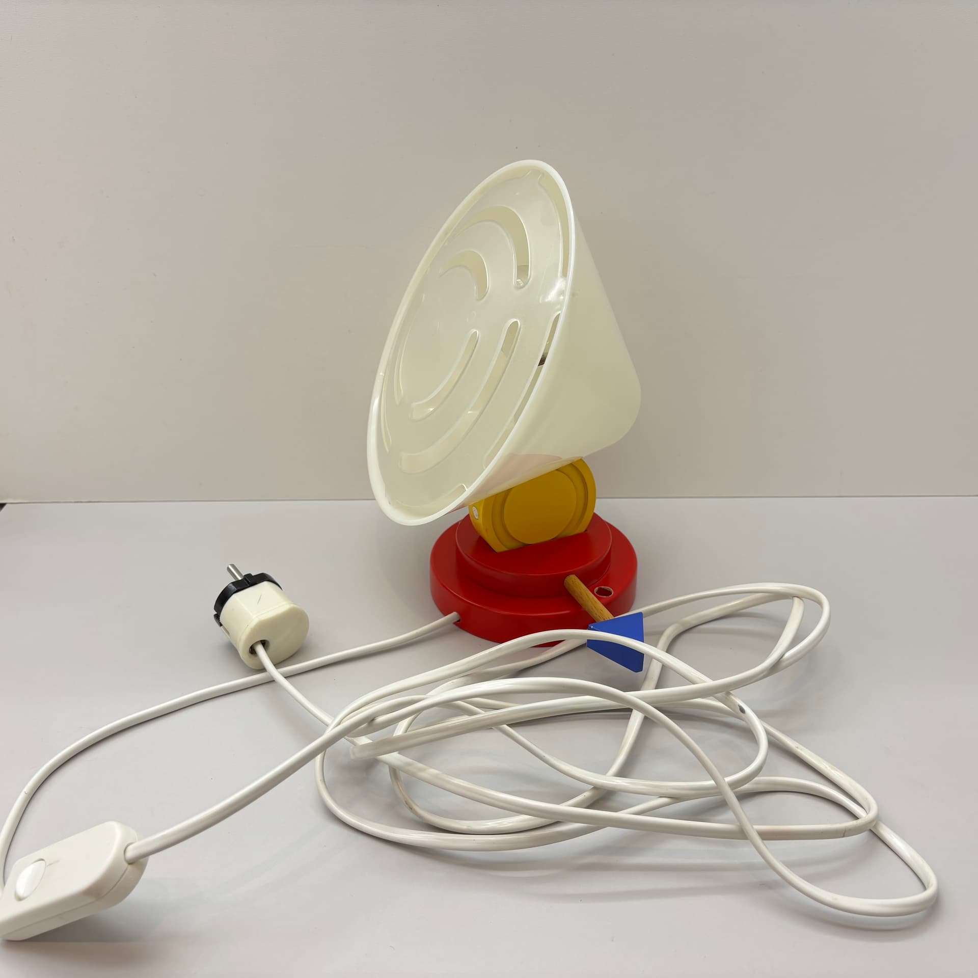 Kinkiet Stoja, drewno, plastik, proj. E. Sottsass, Szwecja, lata 80. - 65932