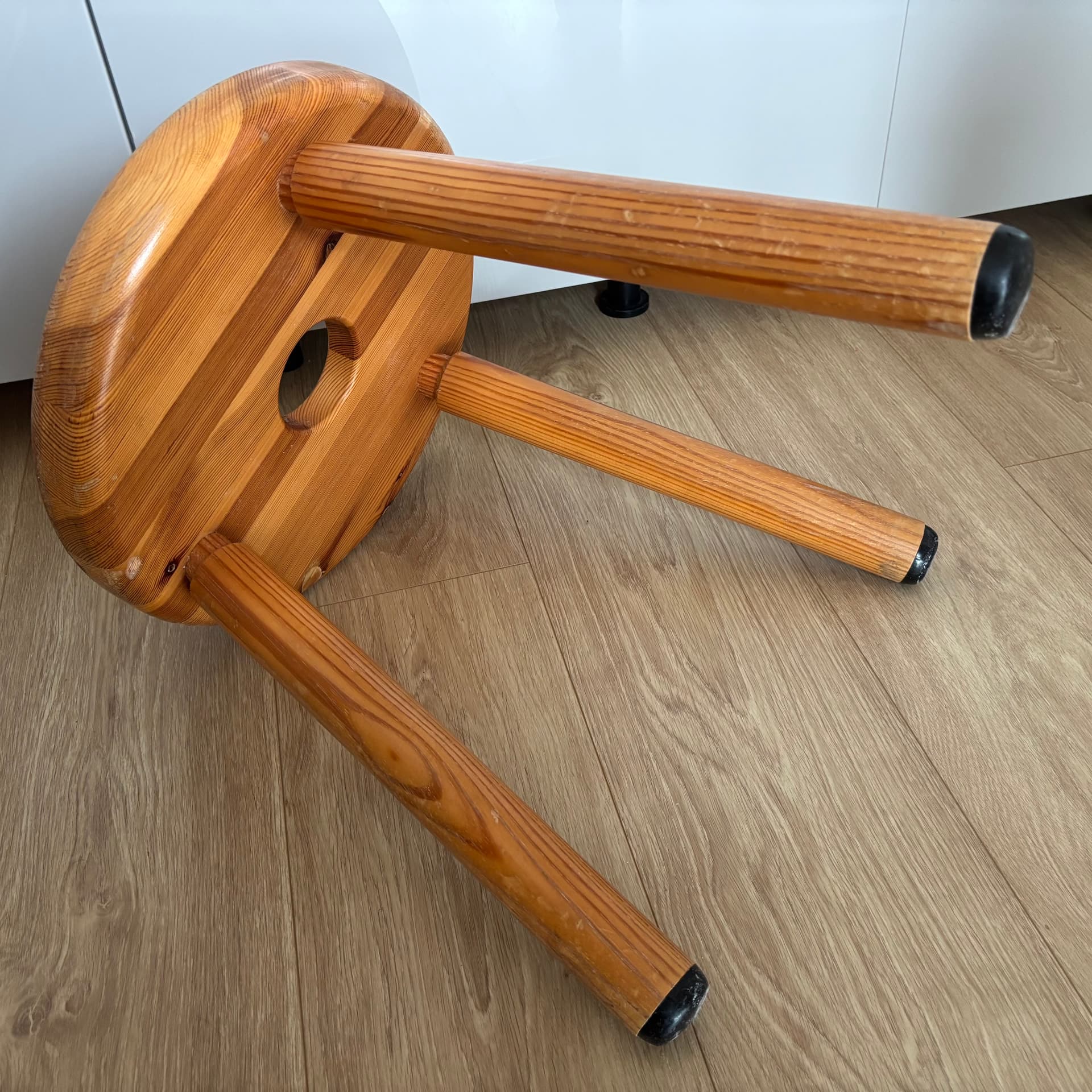 Stołek Sauna G-Palli, sosna jasnobrązowa, proj. B. Gardberg, Finlandia, lata 70. - 66914