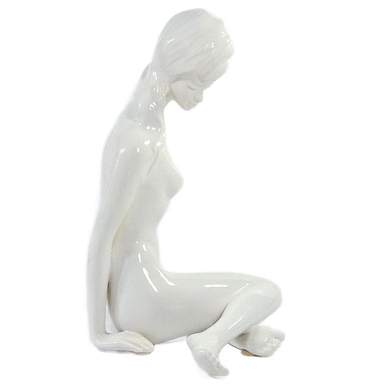 Biała ceramiczna figurka siedzącej dziewczyny, Belgia, lata 60. - 5660