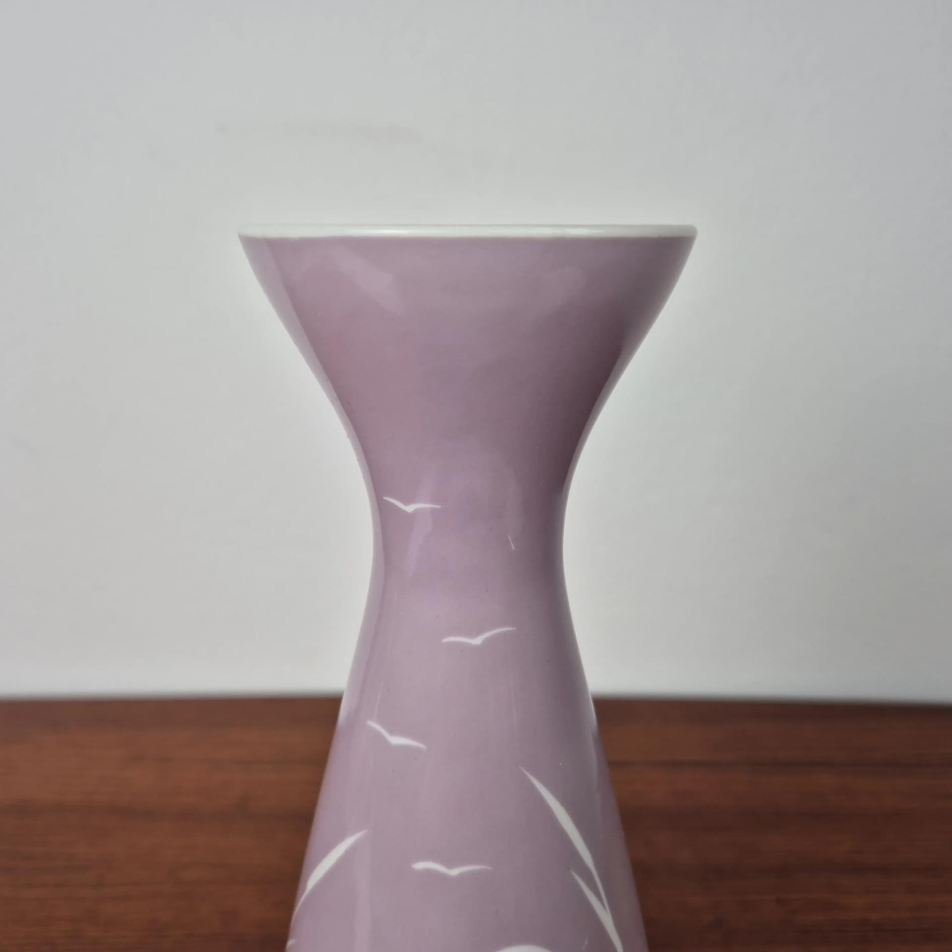 Fioletowo-biały porcelanowy wazon, Wallendorf, Niemcy, lata 60. - 68723