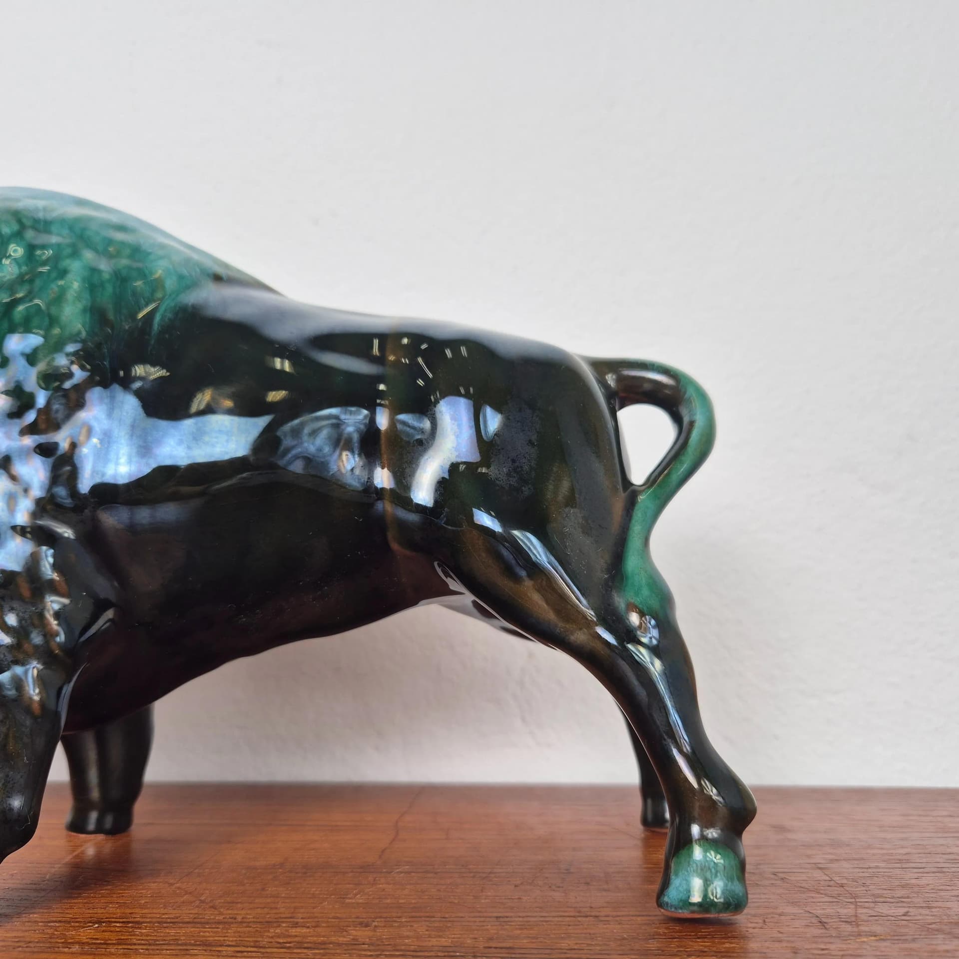 Bison figurine, green ceramics, Blue Mountain Pottery, England, 1960s - 68687