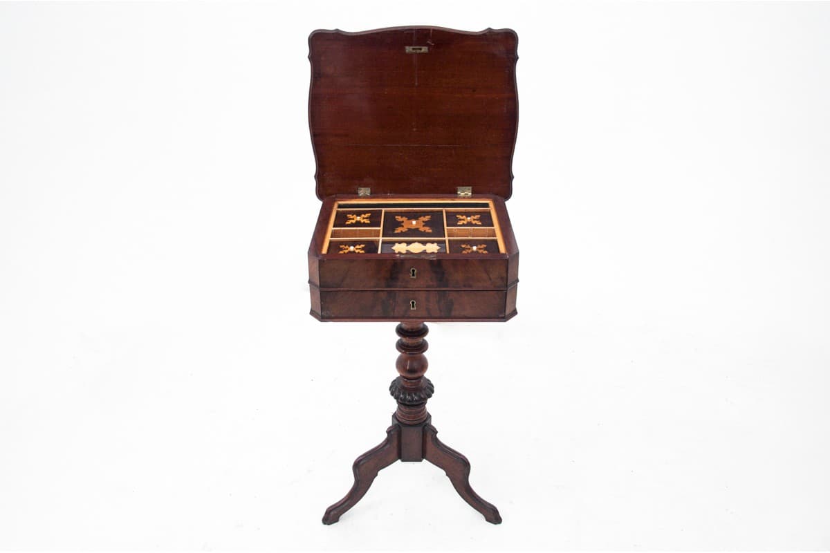 Mahogany Sewing Table, Biedermeier Style, Northern Europe, 1860s - 58880
