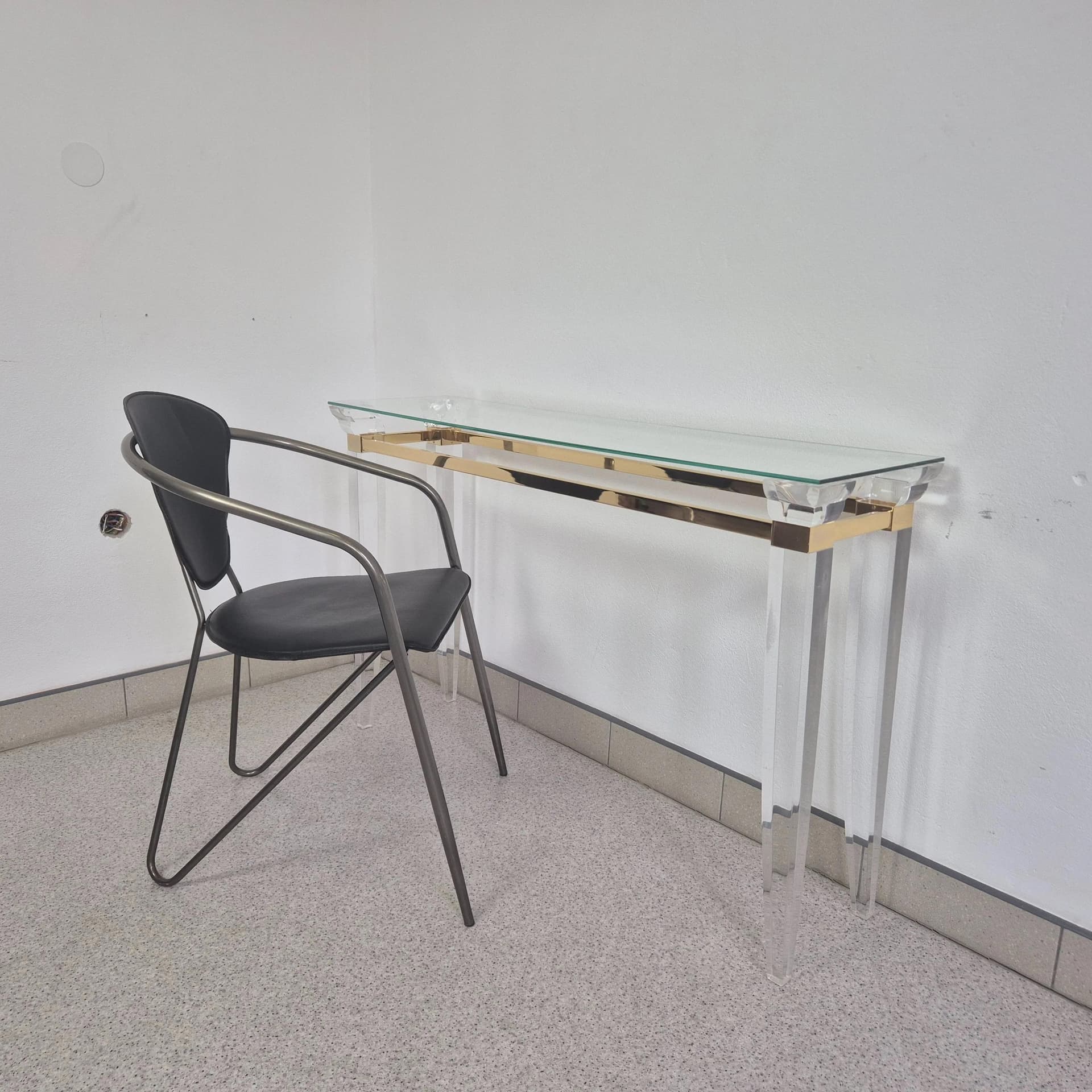 Konsola Hollywood Regency, plexi transparent, mosiądz, szkło, Włochy, lata 80. - 69376