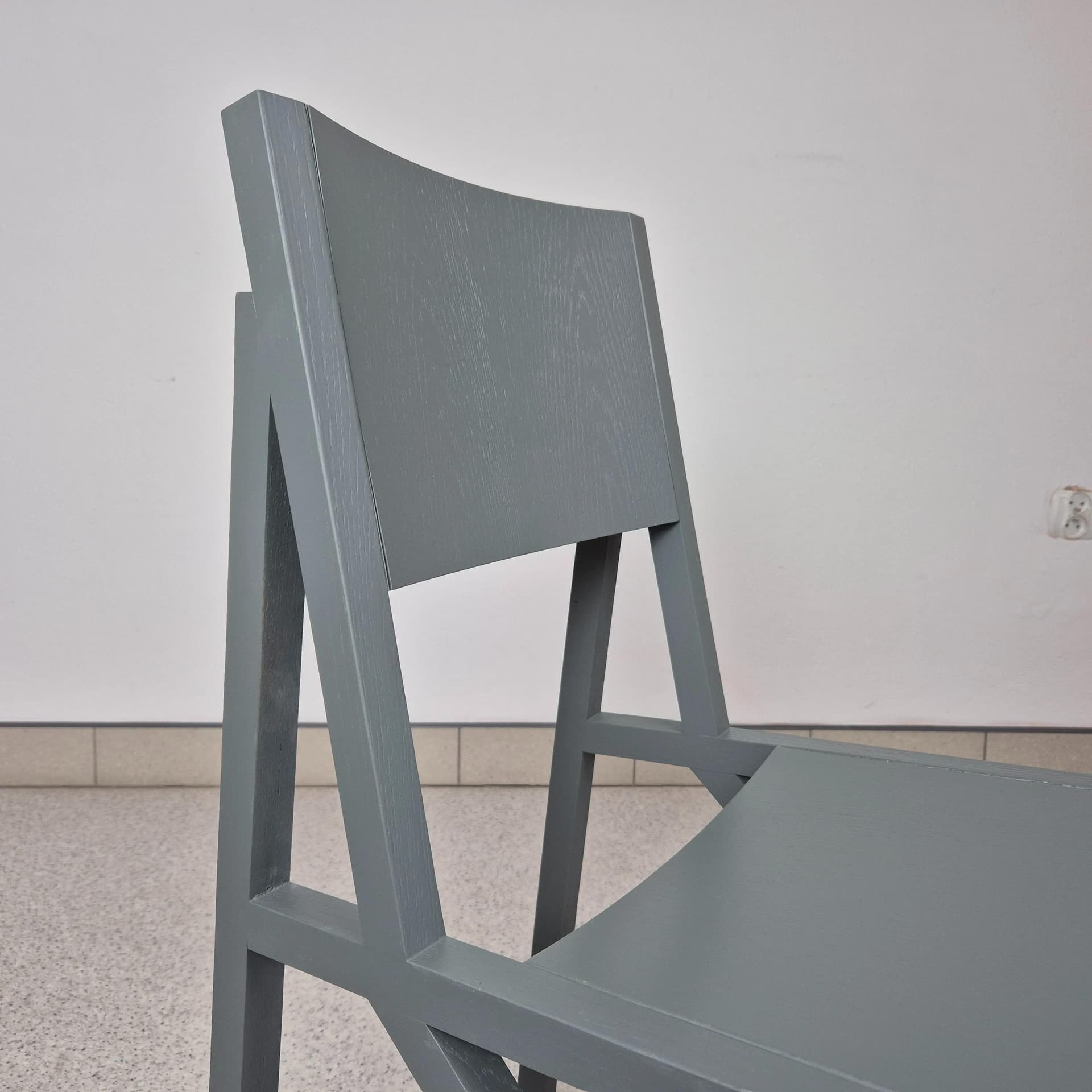 Para krzeseł Frame, drewno buk szary, proj. W. Scheublin, Wielka Brytania - 69340