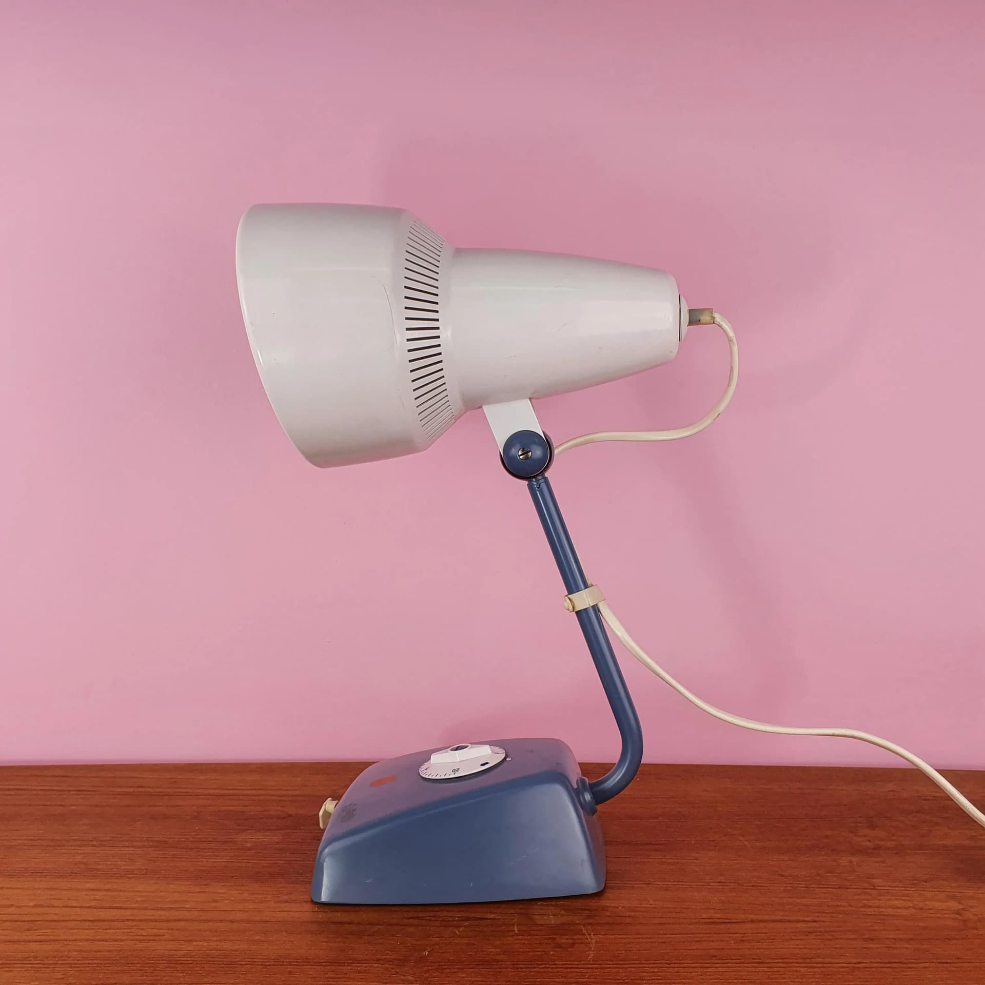 Table Lamp KI 2851, white, metal, Philips, Netherlands, 1960s. - 69302