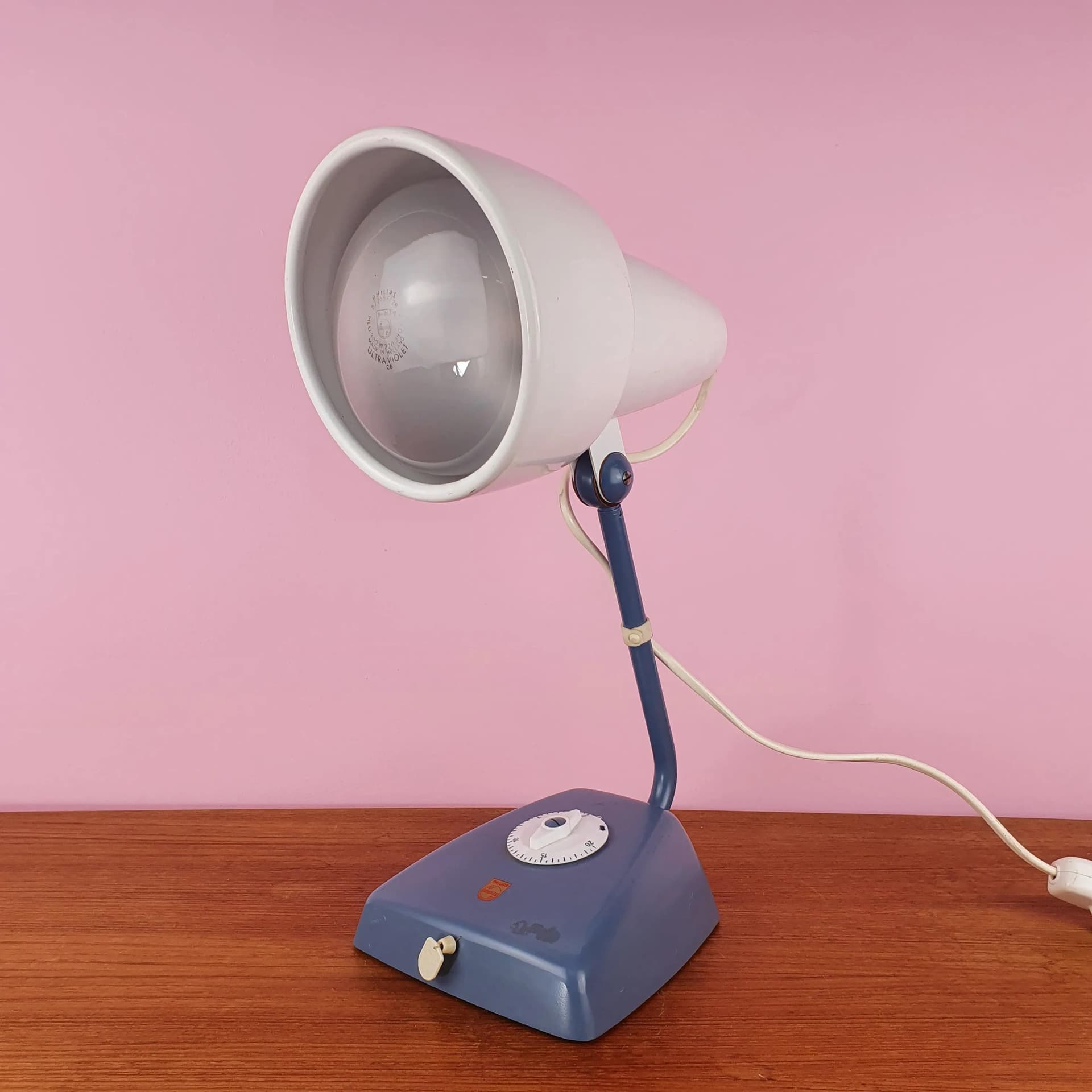 Table Lamp KI 2851, white, metal, Philips, Netherlands, 1960s. - 69307