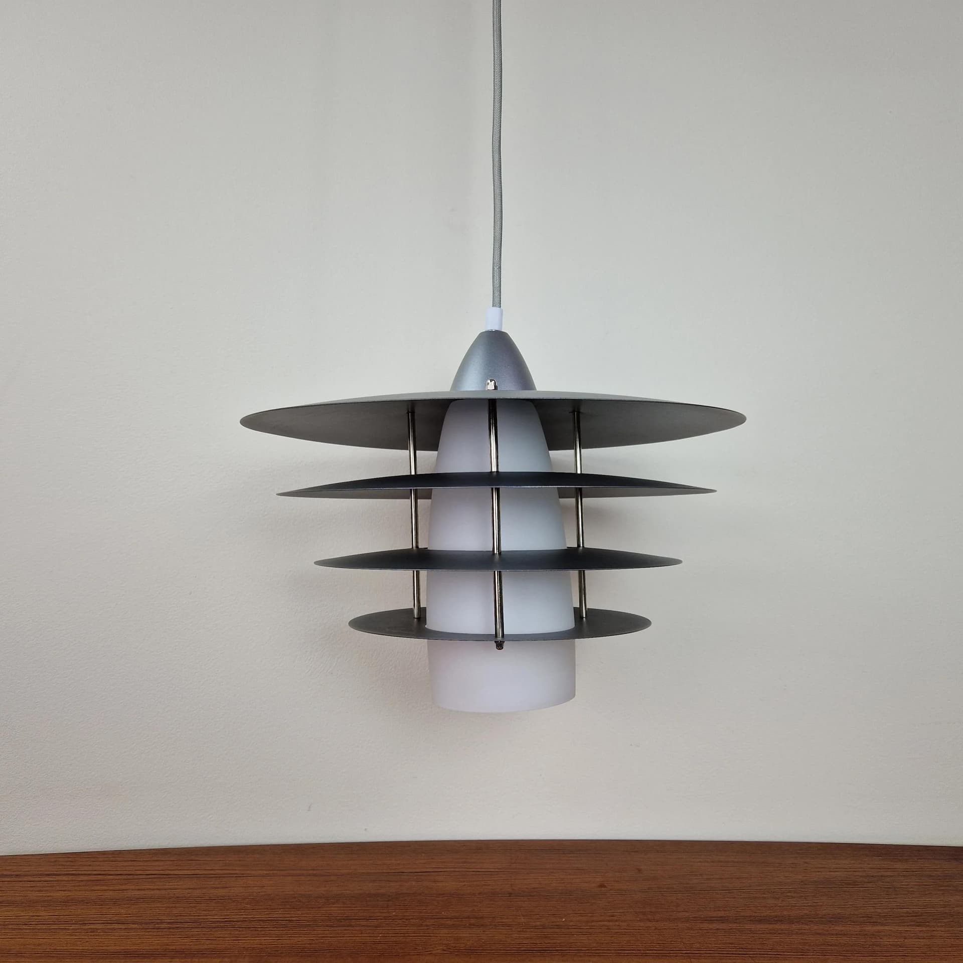 Lampa wisząca Belid T1522, metal szary, szkło białe, Belid, Szwecja, lata 2000 - 69287