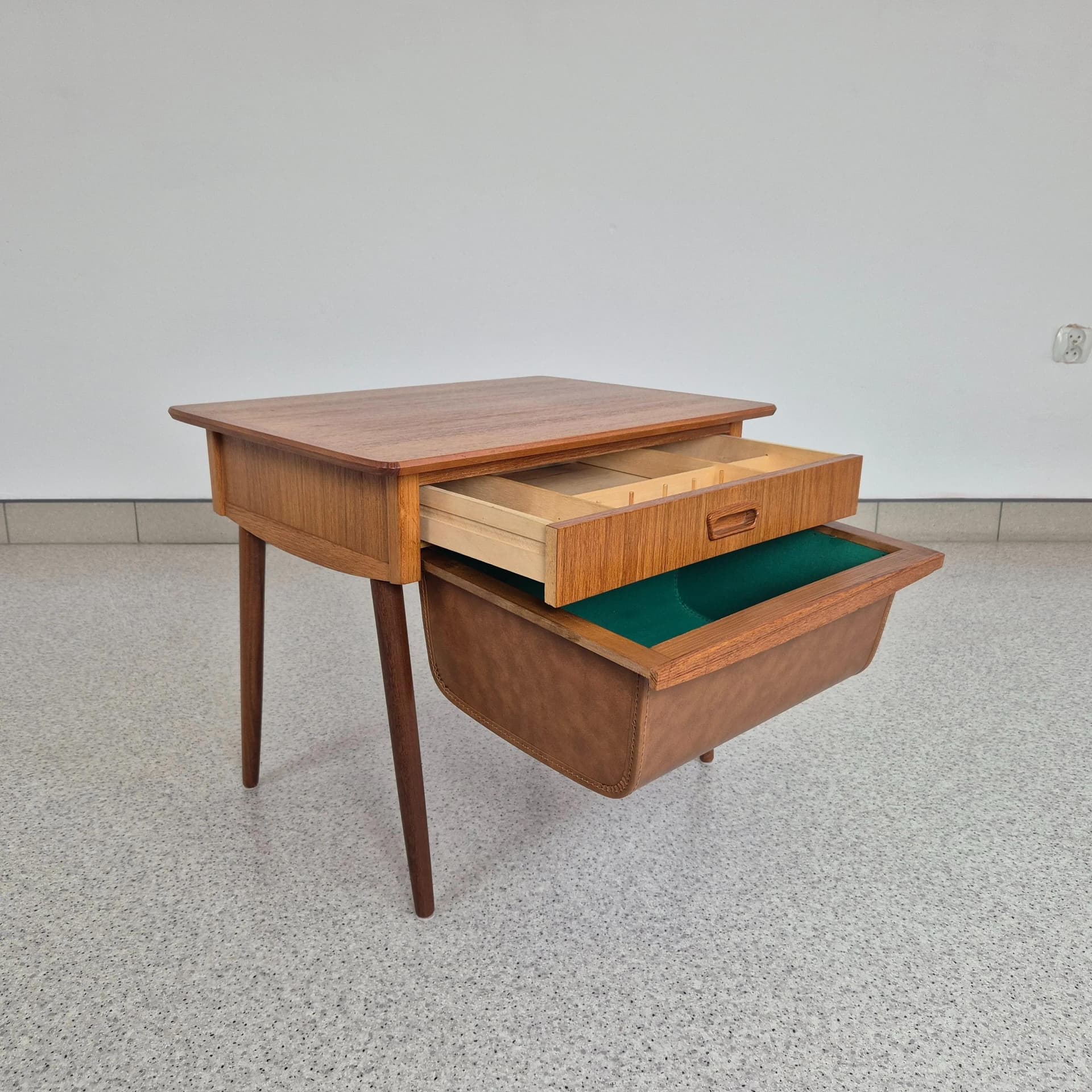 Teak Sewing Table, brown, teak, Norway, 1960s. - 68862