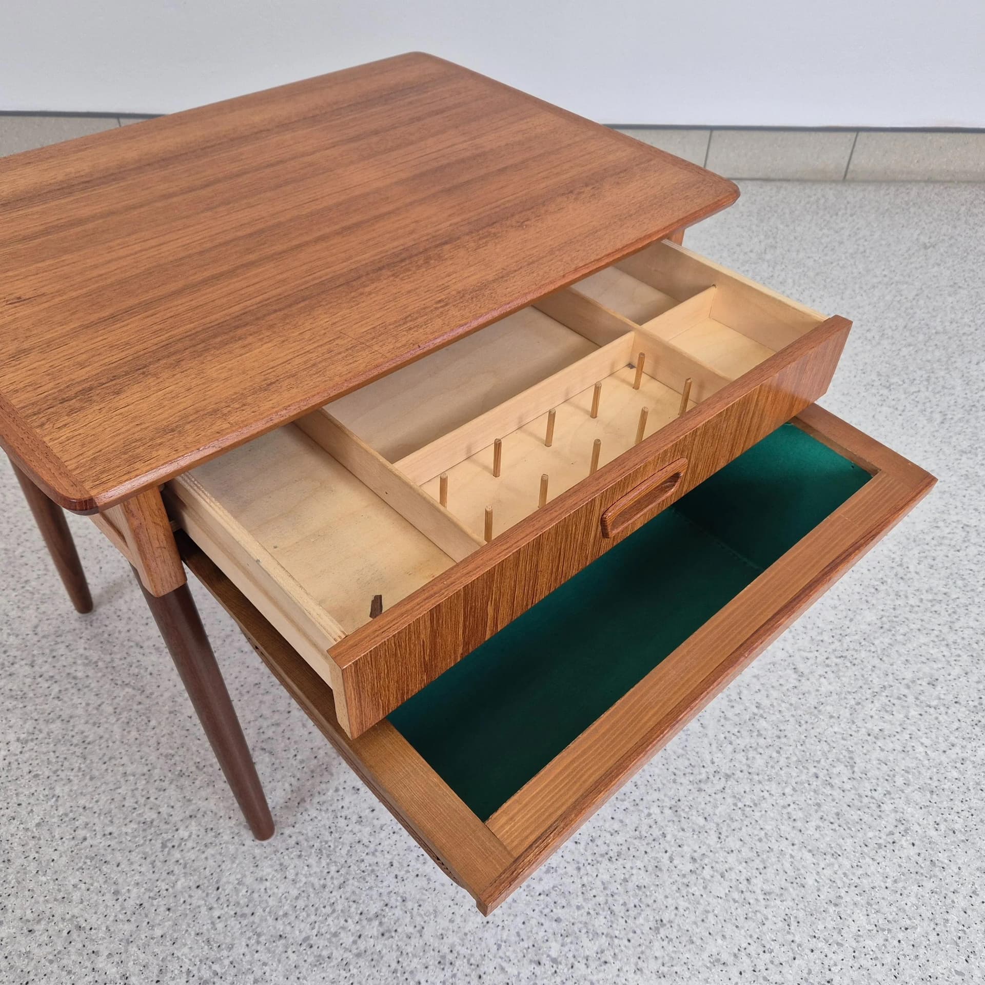 Teak Sewing Table, brown, teak, Norway, 1960s. - 68865