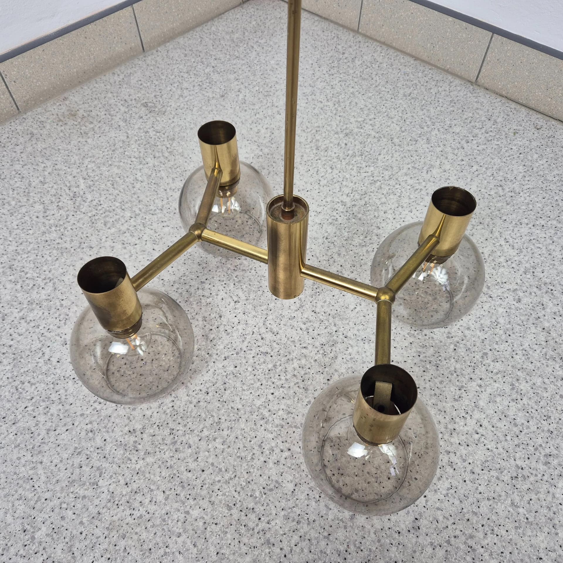 Żyrandol Hadar Leuchten, mosiądz złoty, szkło transparentne, Niemcy, lata 60. - 68840