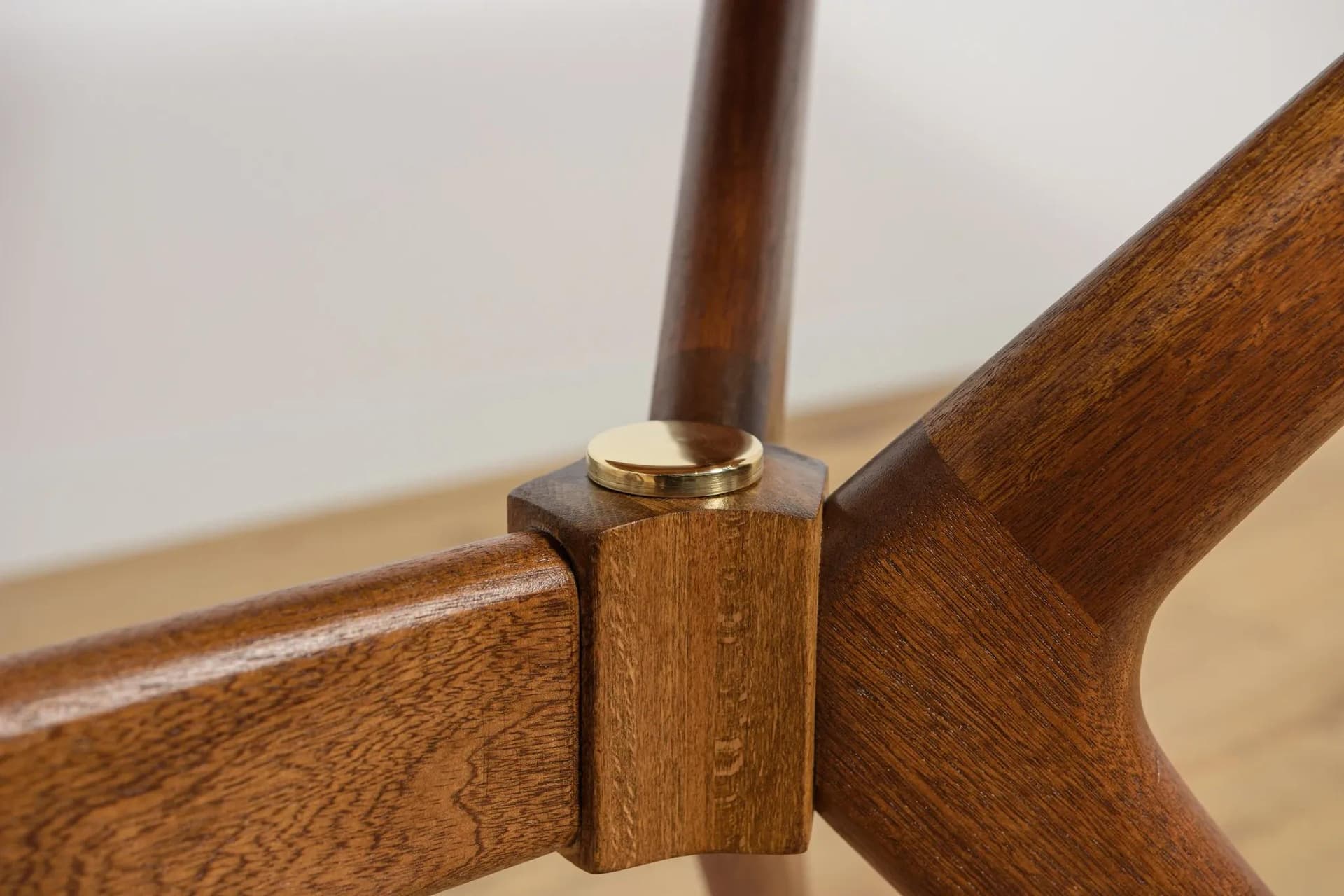 Table Helicopter, brown teak, G-Plan, United Kingdom, 1950s. - 72051