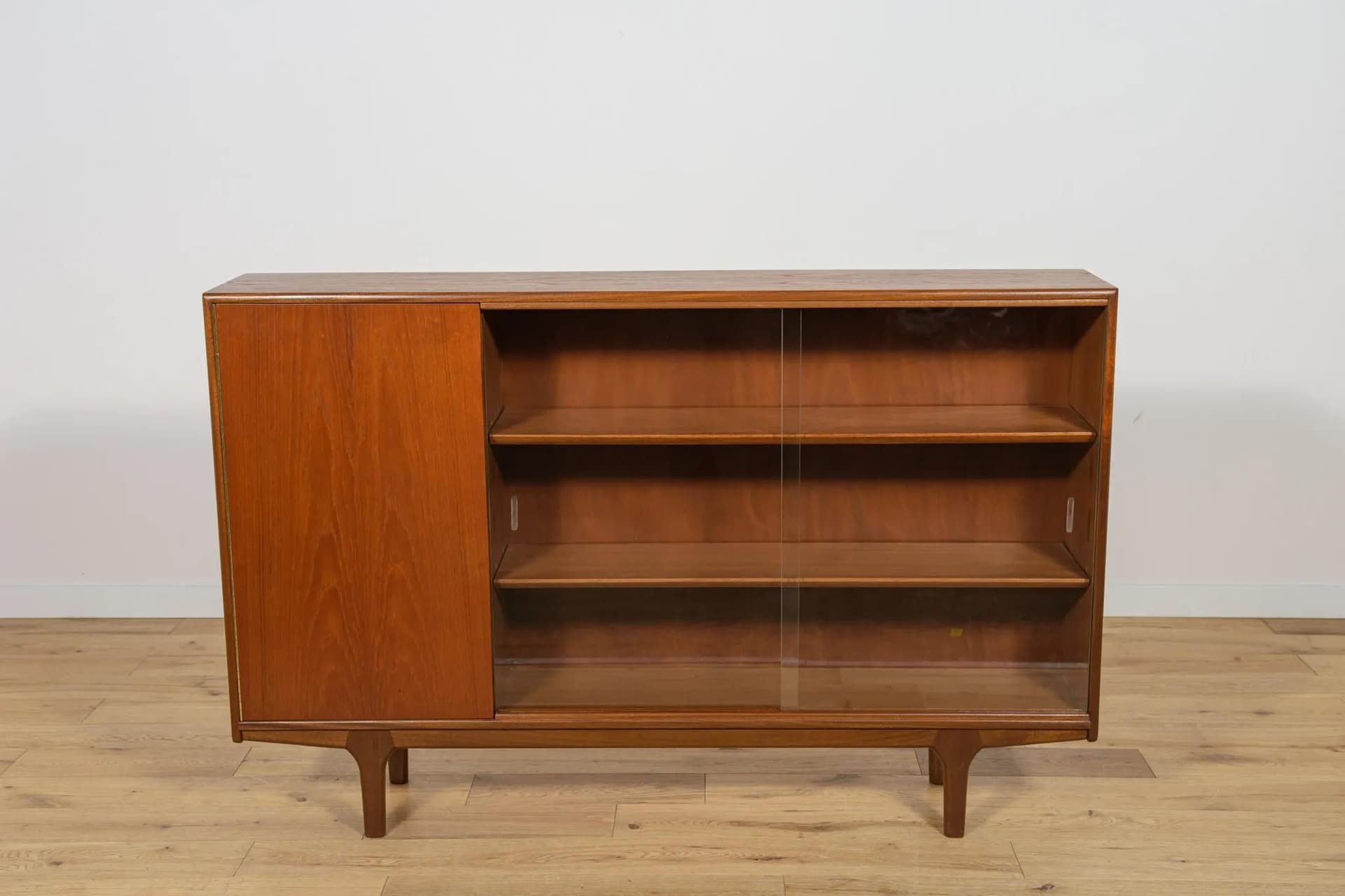 Bookcase, brown teak, A.H. McIntosh, United Kingdom, 1960s - 71986