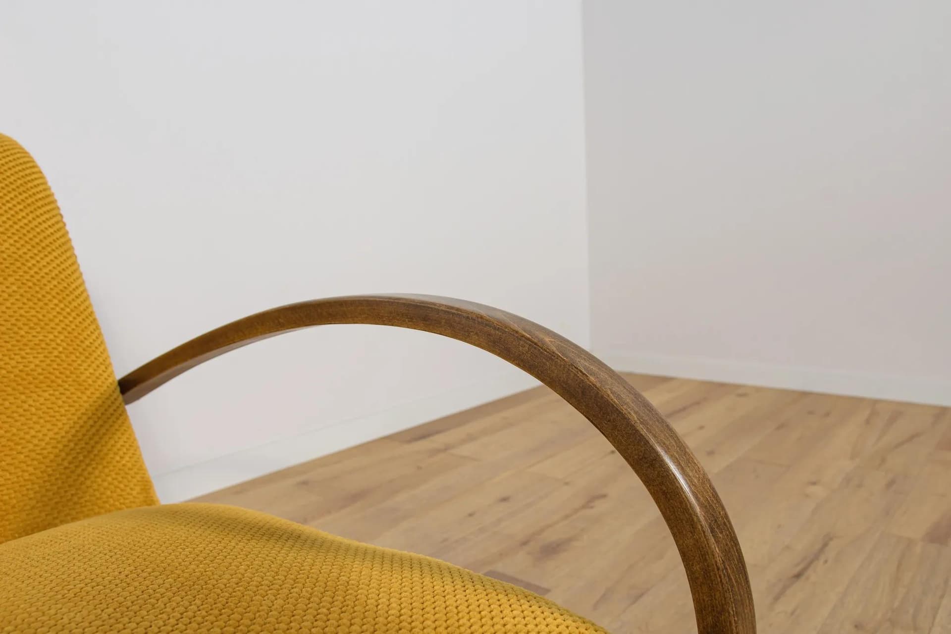 Pair of armchairs Art Deco, yellow, beech, Poland, 1930s. - 71918