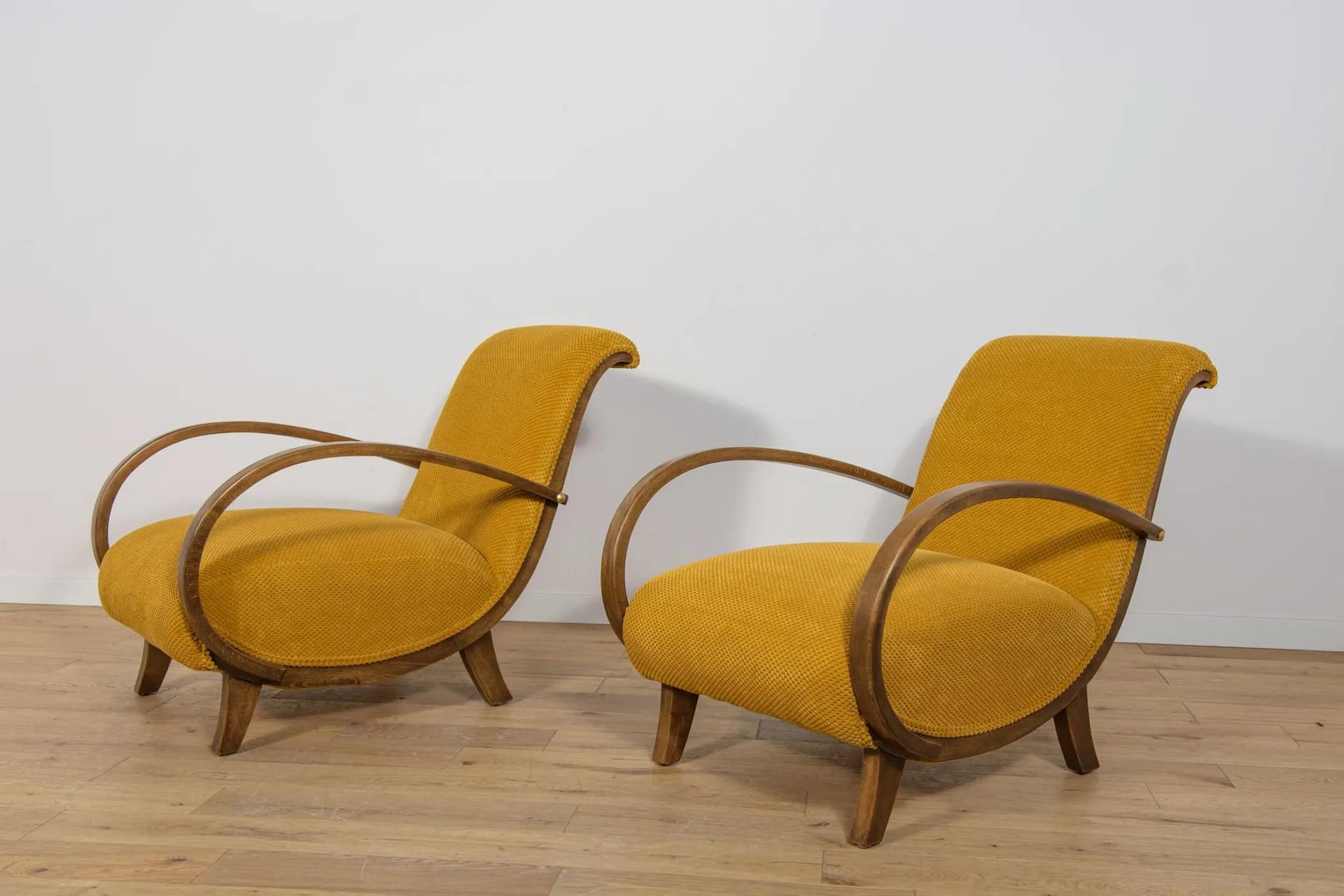 Pair of armchairs Art Deco, yellow, beech, Poland, 1930s. - 71920