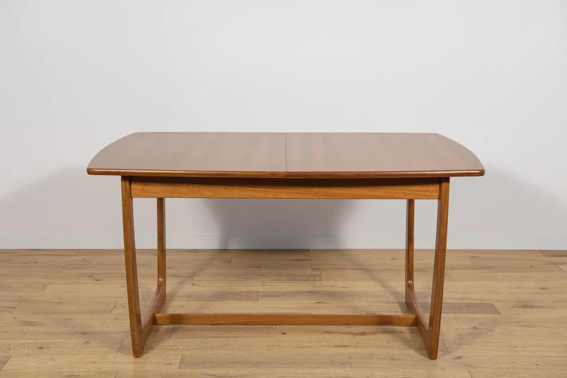 Extendable dining table, brown teak, G-Plan, United Kingdom, 1960s. - 71895