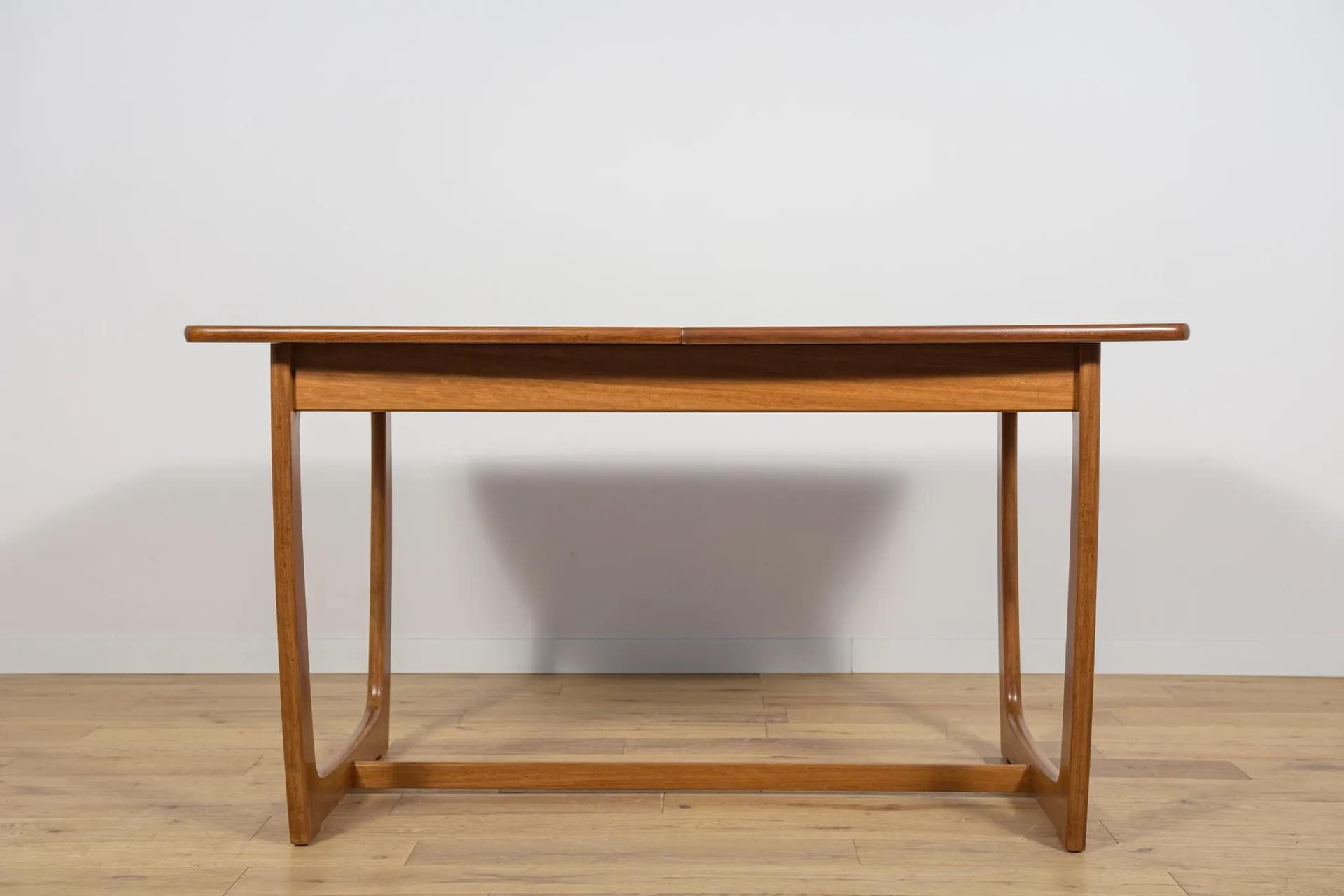 Extendable dining table, brown teak, G-Plan, United Kingdom, 1960s. - 71900