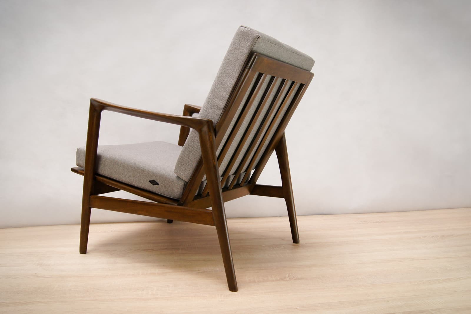 Armchair 300-139, grey, walnut beech, Swarzędzka Fabryka Mebli, Poland, 1960s. - 71834