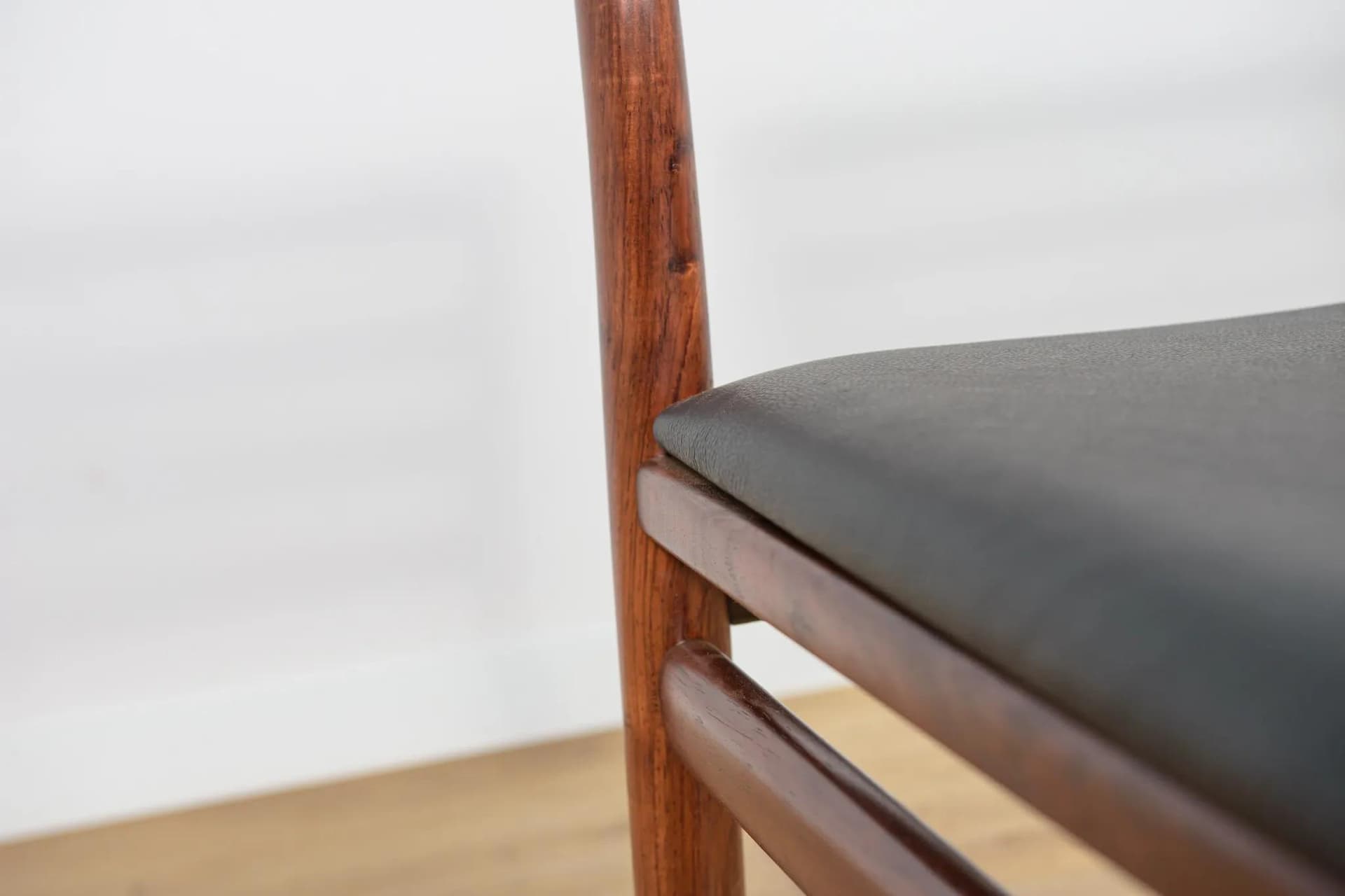 Set of six chairs, brown rosewood, by E. Torvits, Denmark, 1960s. - 71828