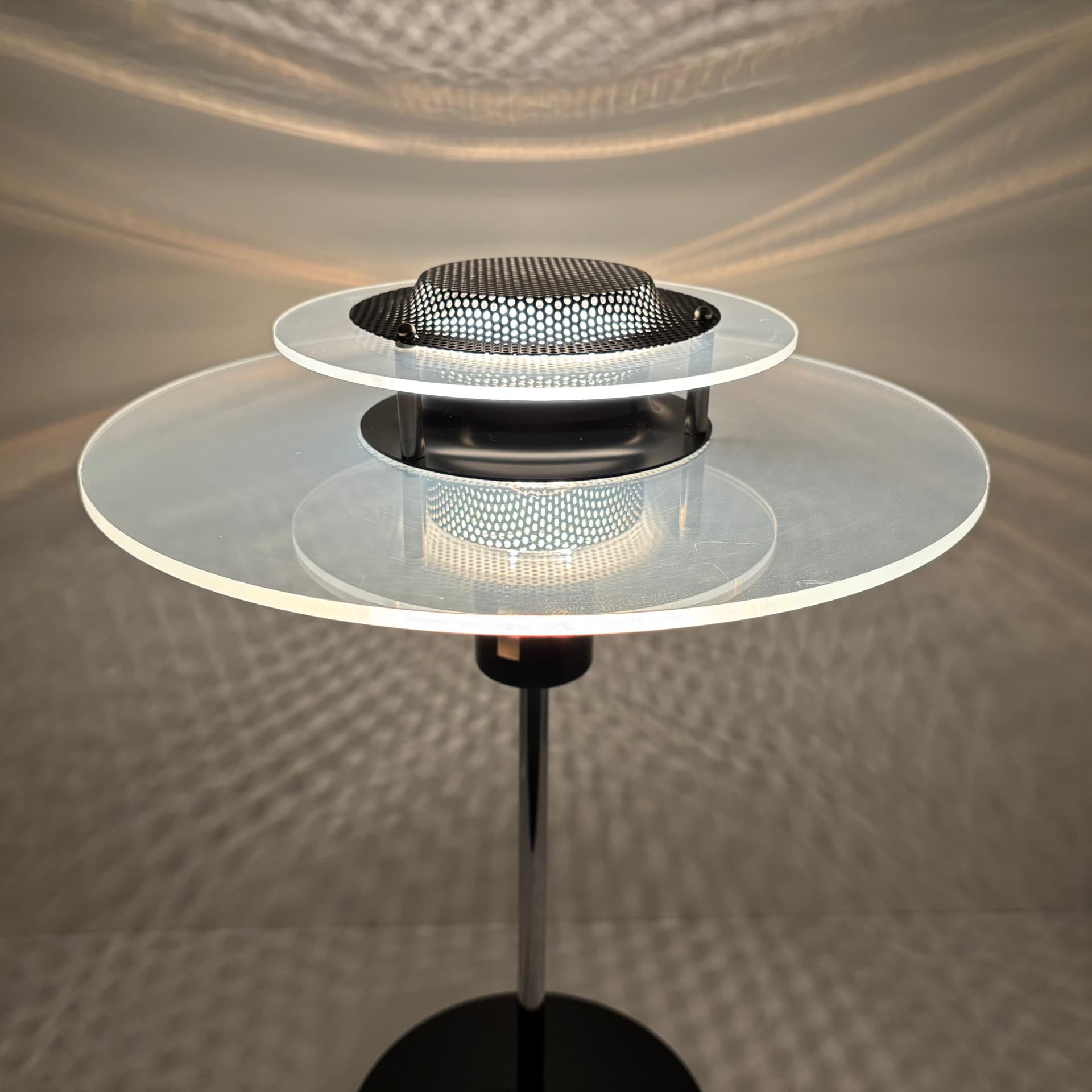 Lampa gabinetowa Circle, czarny, metal transparentny, Szwecja, lata 80. - 69616