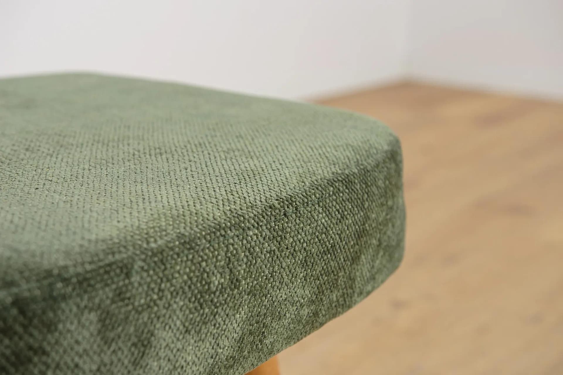 Stołek, oliwkowa wełna, buk, Polska, lata 70. - 71701