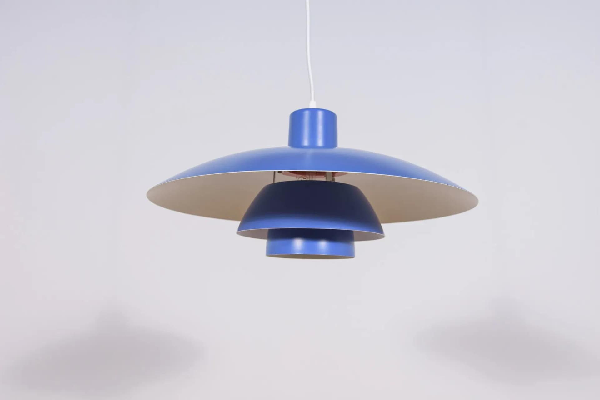 Lampa wisząca PH 4/3, niebieski, metal, proj. P. Henningsen, Louis Poulsen, Dania, lata 60. - 71634