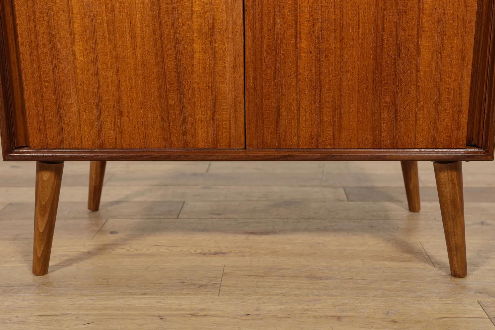 Sideboard, brown teak, G-Plan, United Kingdom, 1960s. - 71568