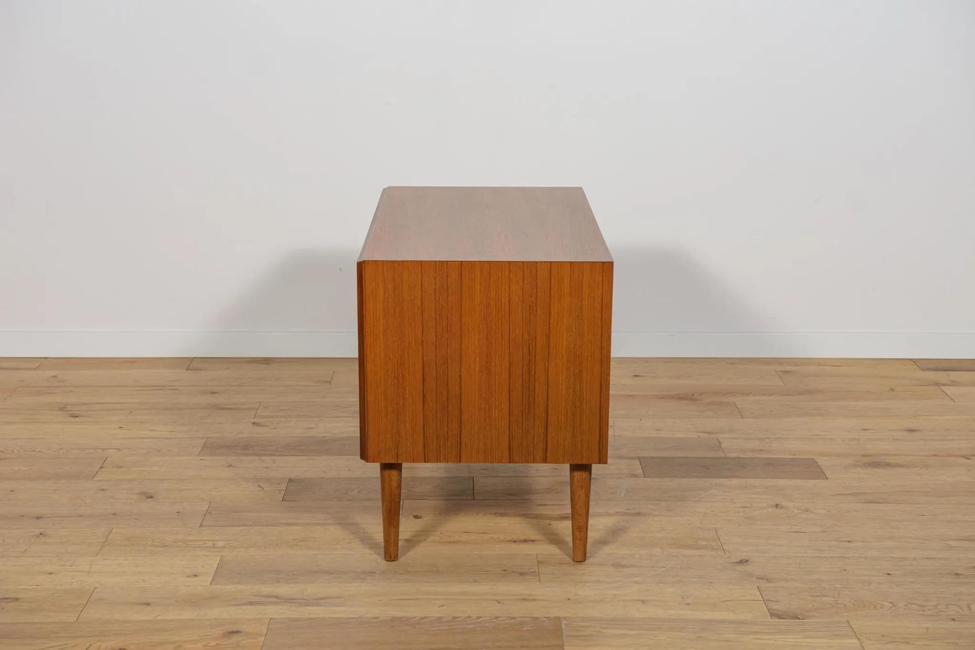 Sideboard, brown teak, G-Plan, United Kingdom, 1960s. - 71566