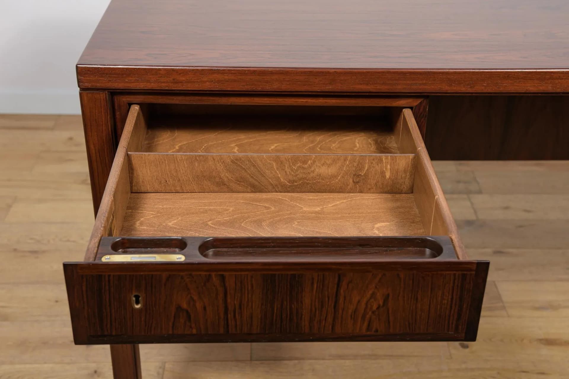 Freestanding desk model 77, rosewood dark brown, Denmark, 1960s. - 71504