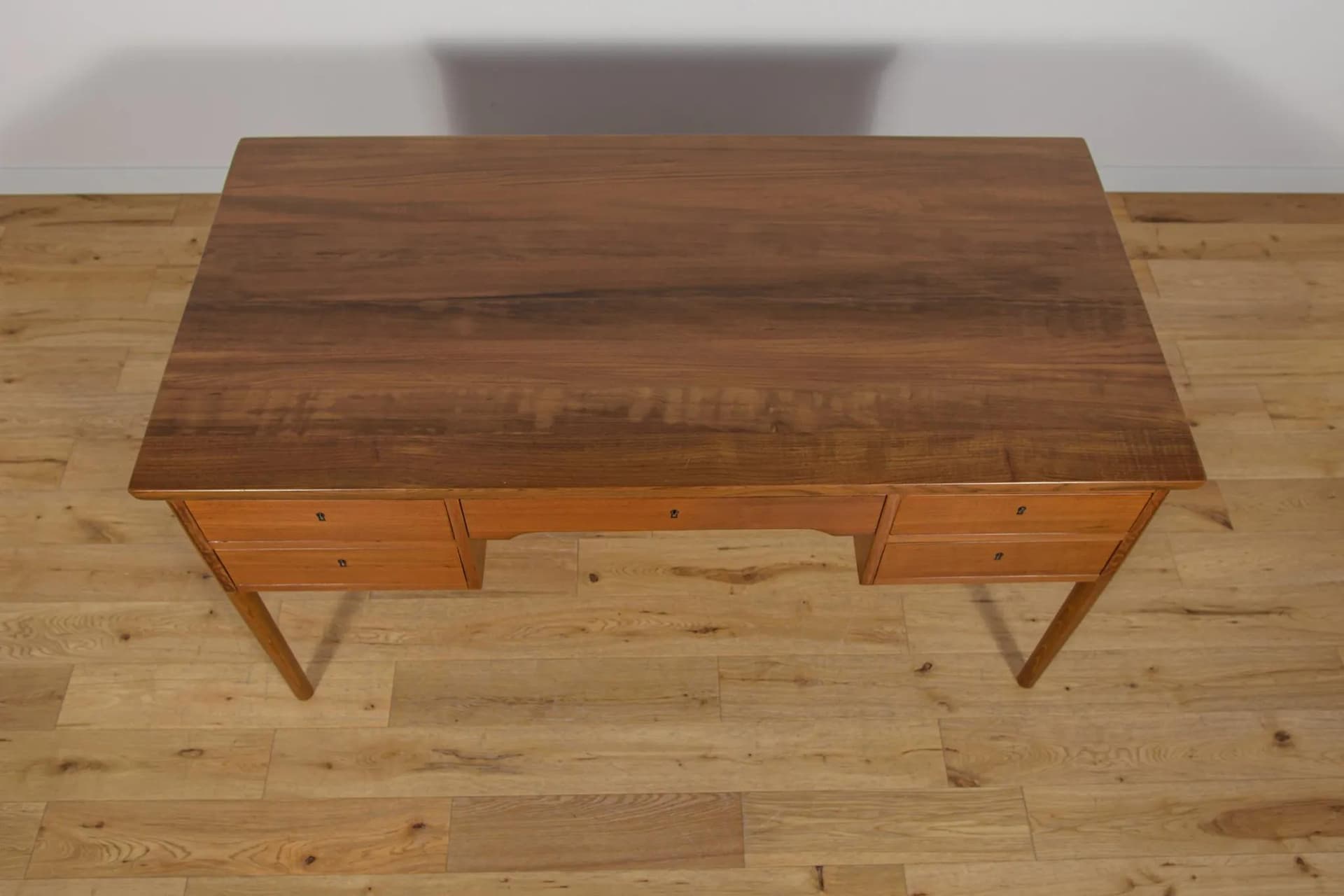 Biurko wolnostojące, teak brązowy, Dania, lata 60. - 71492