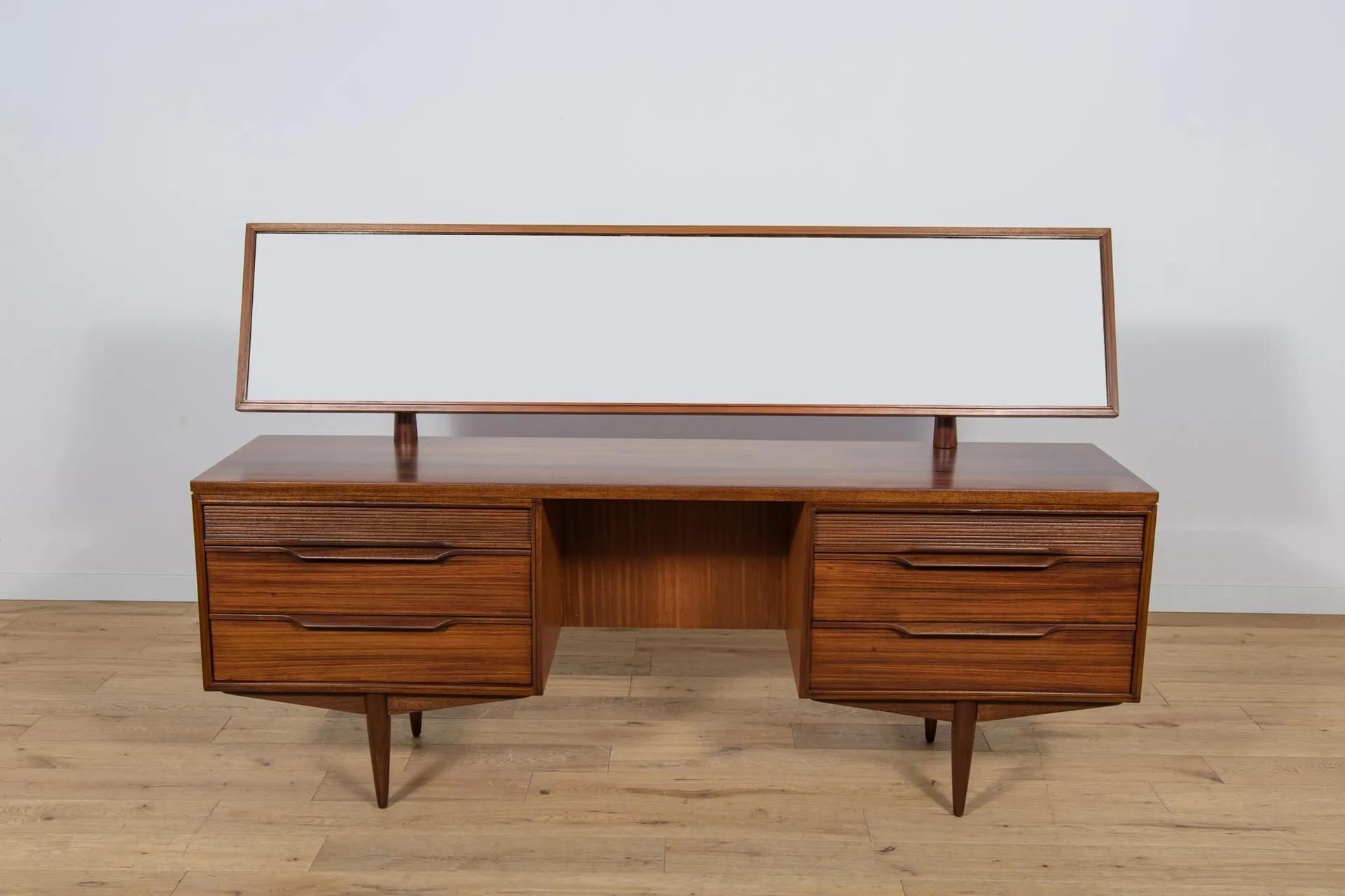 Toaletka z taboretem, teak brąz ciemny, White & Newton, Wielka Brytania, lata 60. - 71445