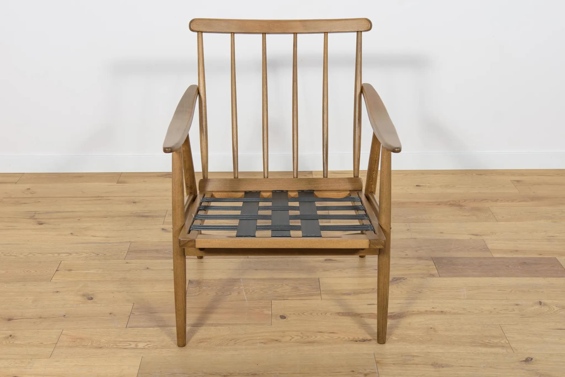 Fotel, boucle biały, buk brązowy, TON, Czechosłowacja, lata 60. - 71126