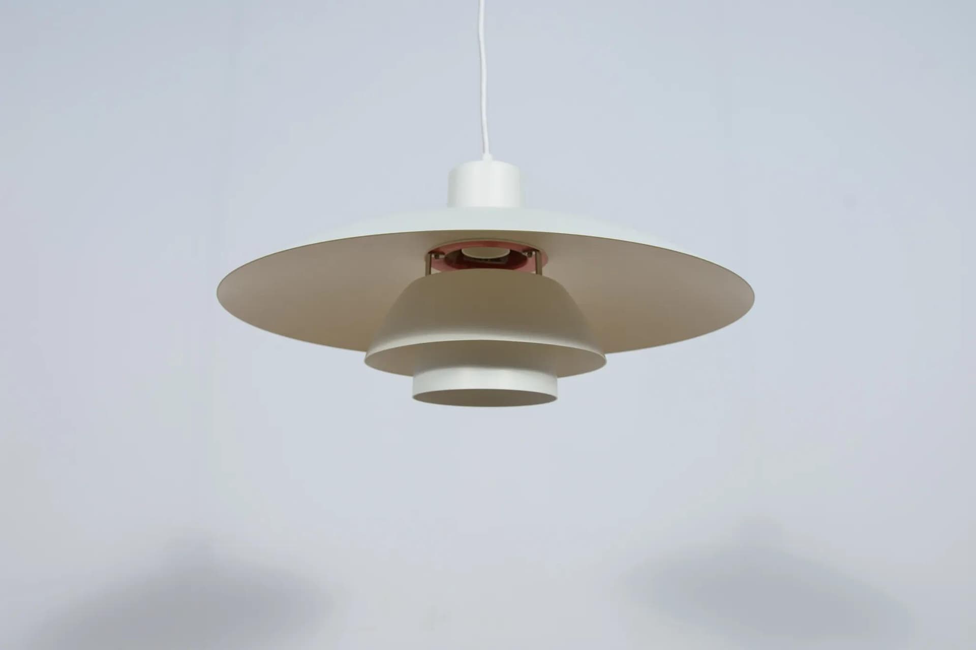Lampa wisząca PH 4/3, aluminium biały, proj. P. Henningsen, Louis Poulsen, Dania, lata 60. - 70828