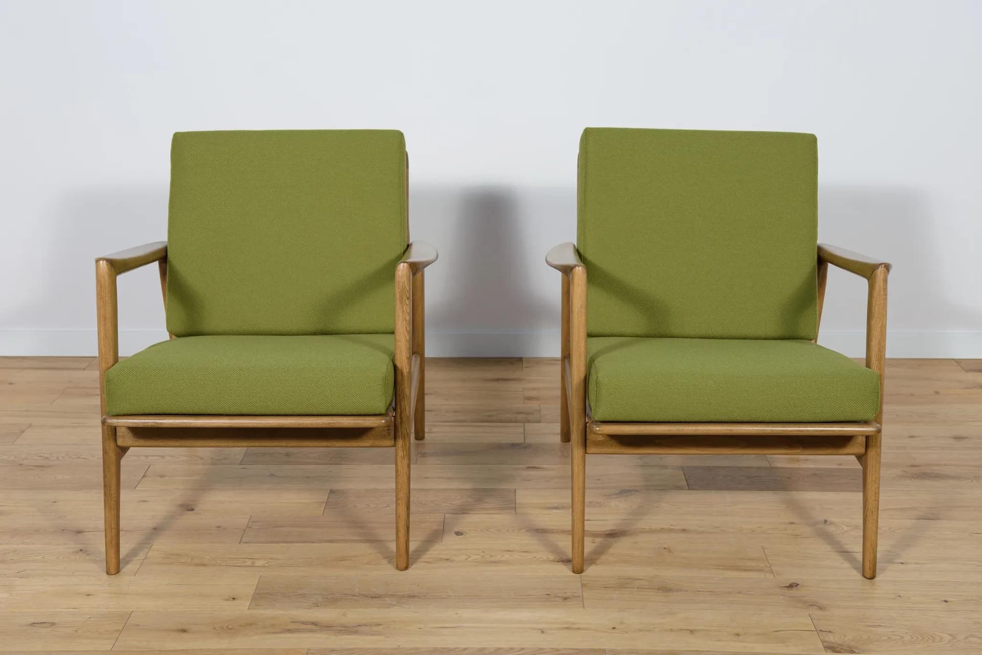 Pair of armchairs 300-139, walnut beech, olive cushions, Swarzędzka Fabryka Mebli, Poland, 1960s. - 70704