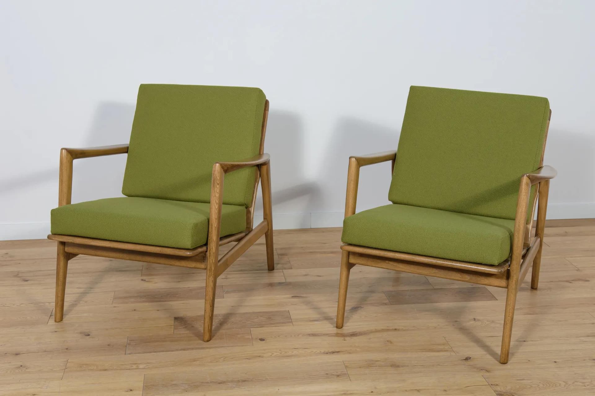Pair of armchairs 300-139, walnut beech, olive cushions, Swarzędzka Fabryka Mebli, Poland, 1960s. - 70705