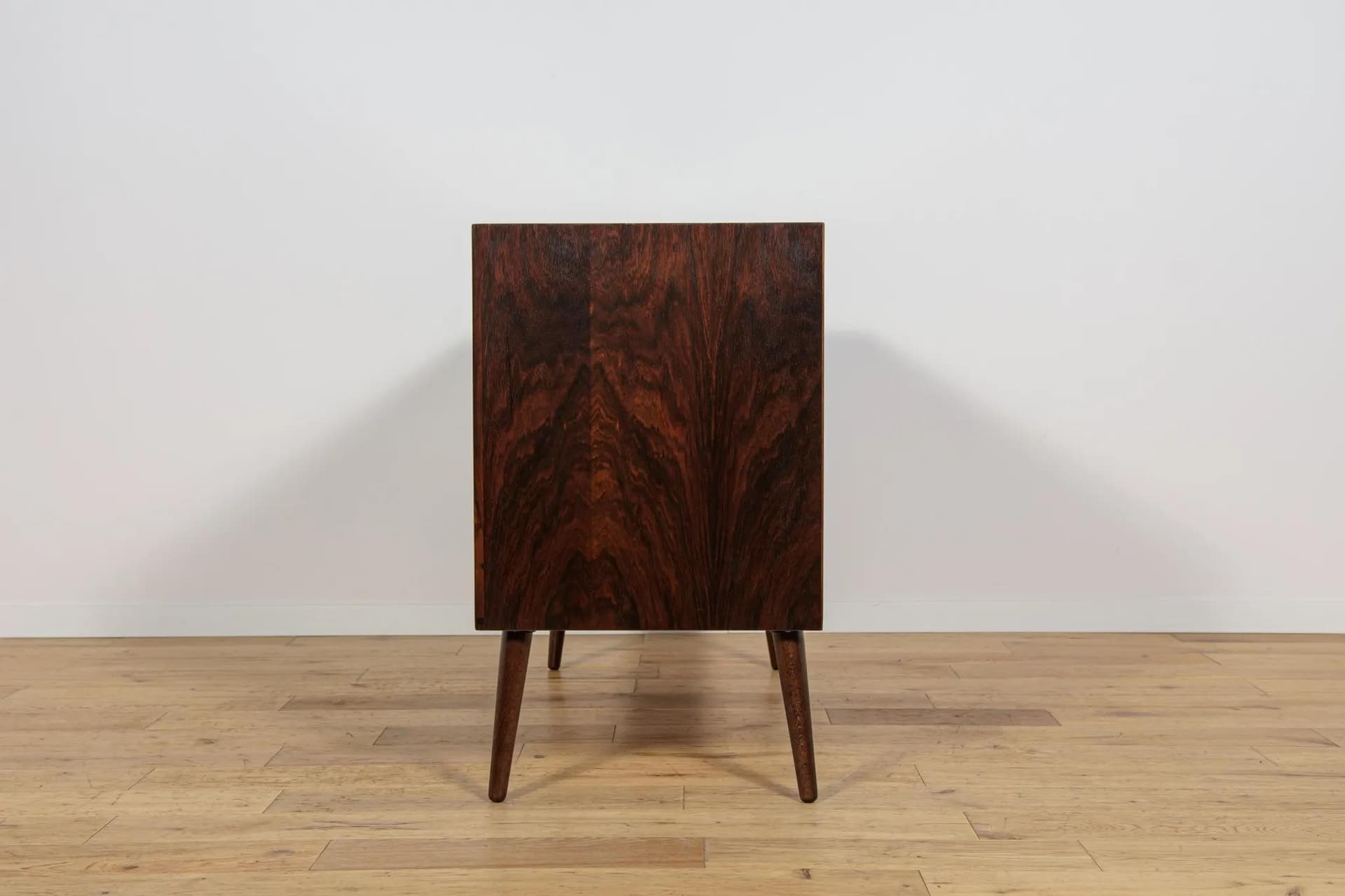 Chest of drawers, dark brown rosewood, Brouer Møbelfabrik, Denmark, 1960s. - 70659