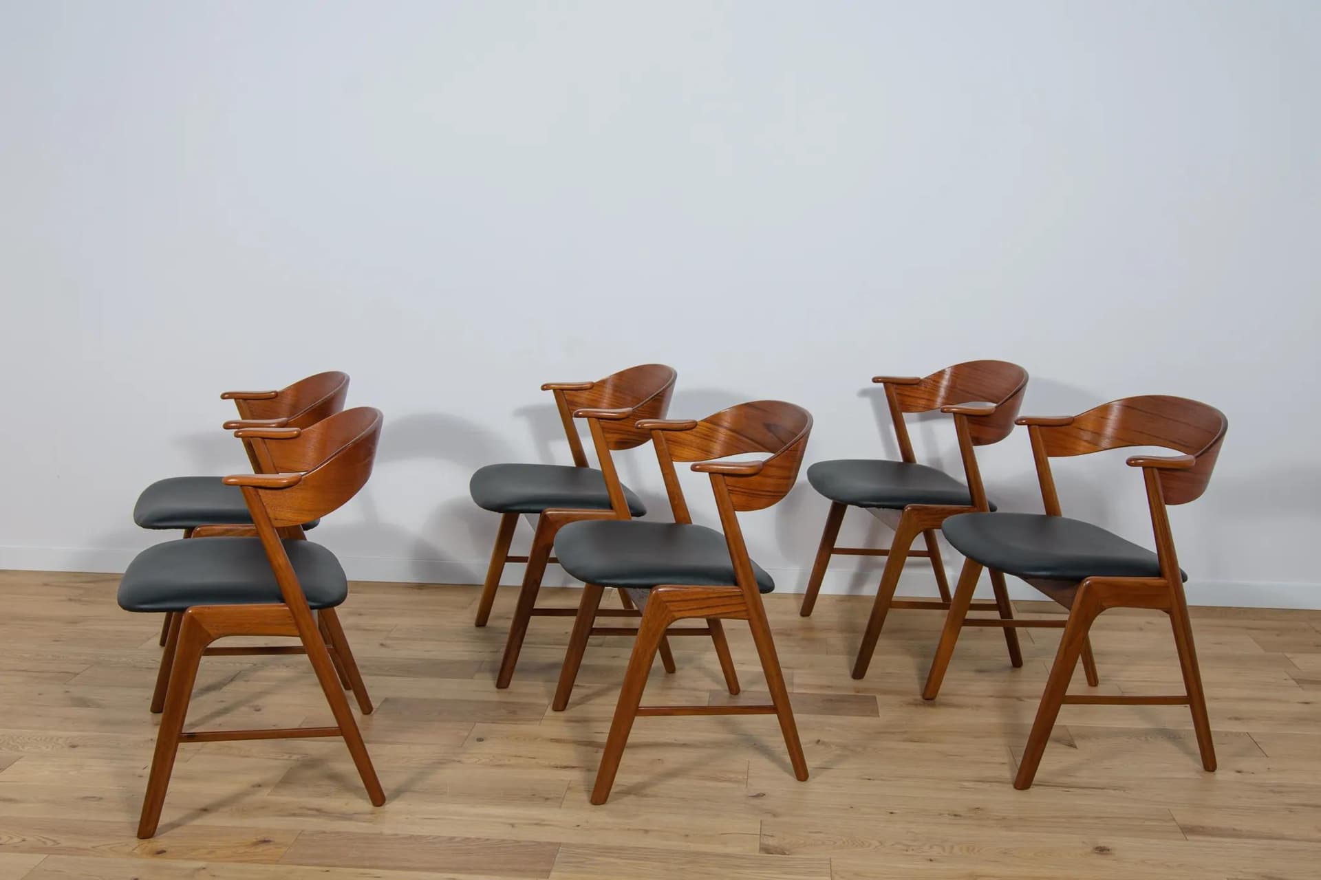 Set of six chairs, brown teak, black leather, Korup Stolefabrik, Denmark, 1960s. - 70632