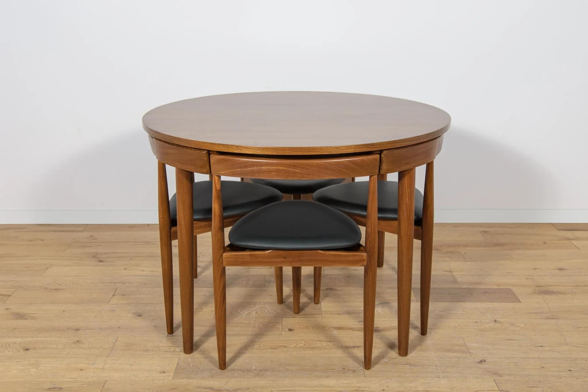 Zestaw jadalniany, drewno tekowe brązowy, skóra czarna, proj. H. Olsen, Frem Røjle, Dania, lata 50. - 70457