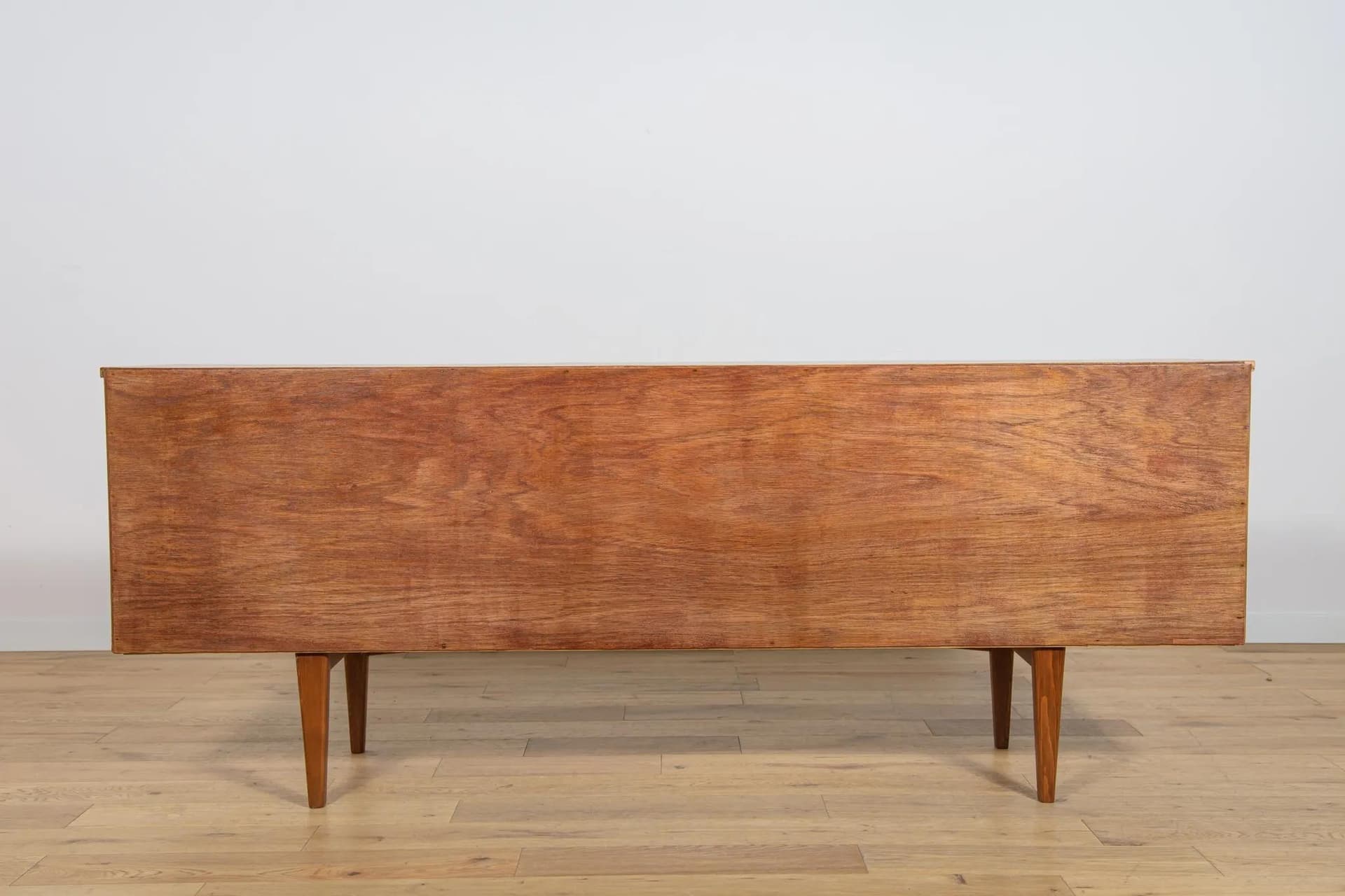Sideboard, brown teak, United Kingdom, 1960s. - 70453