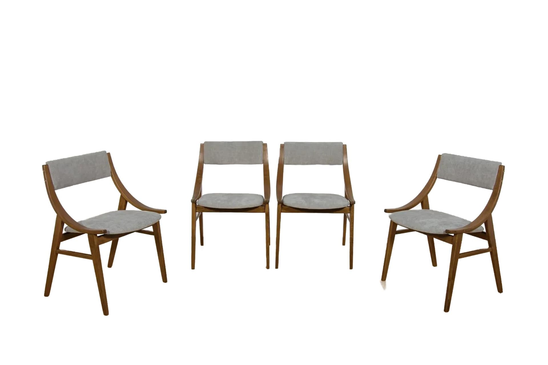Komplet czterech krzeseł Skoczek, orzech, tkanina szara, proj. J. Kędziorek, Zamojska Fabryka Mebli, Polska, lata 70.