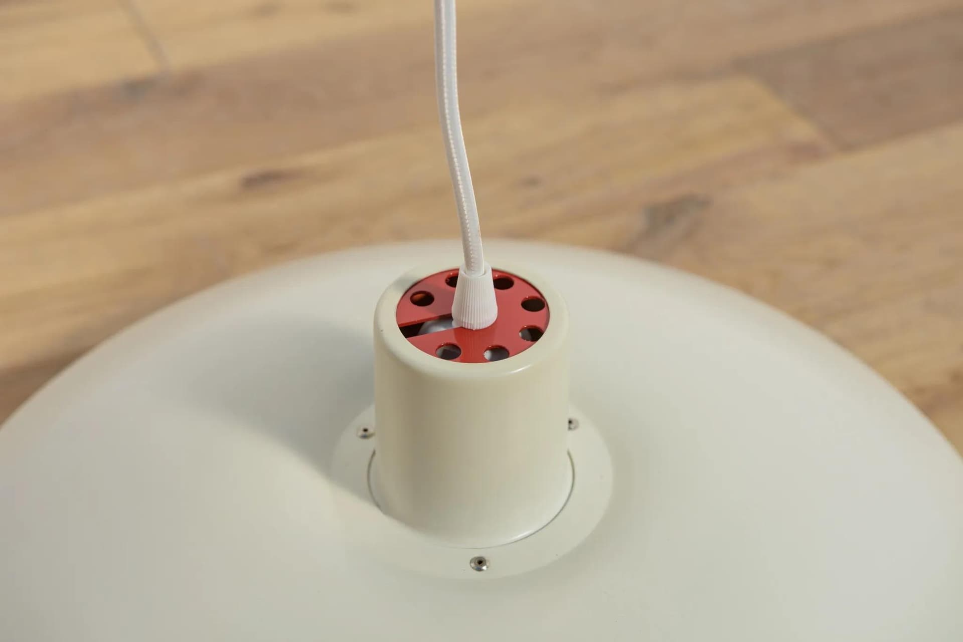 Lampa wisząca PH 4/3, aluminium ivory white, proj. P. Henningsen, Louis Poulsen, Dania, lata 60. - 70095