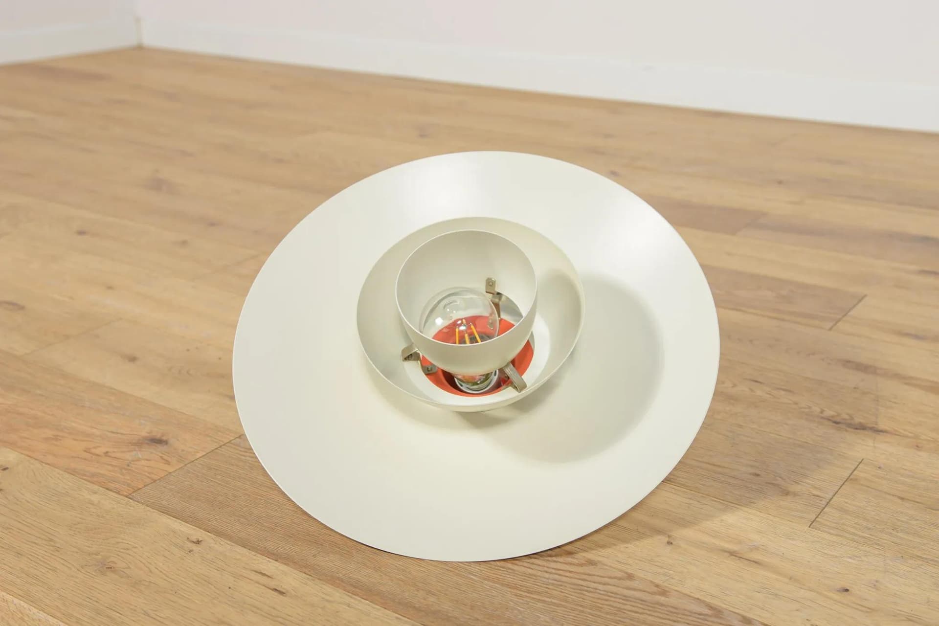 Lampa wisząca PH 4/3, aluminium ivory white, proj. P. Henningsen, Louis Poulsen, Dania, lata 60. - 70092