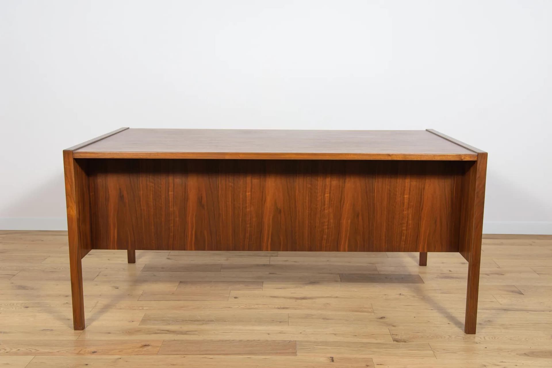 Desk, brown walnut, by J. Risom, United States, 1960s. - 70021