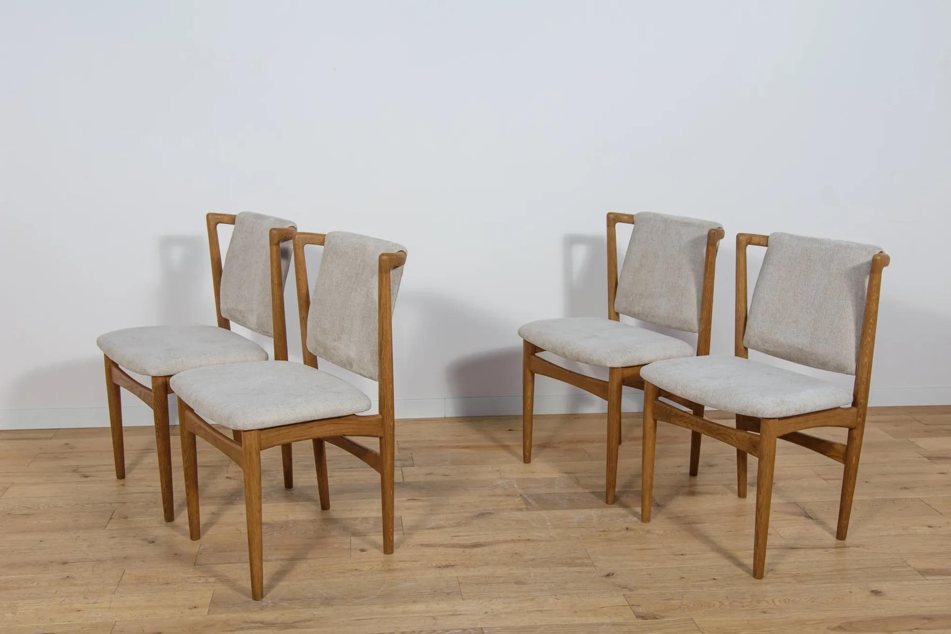 Komplet czterech krzeseł Model 171, dąb jasny krem, Slagelse Møbelværk, Dania, lata 60. - 69953