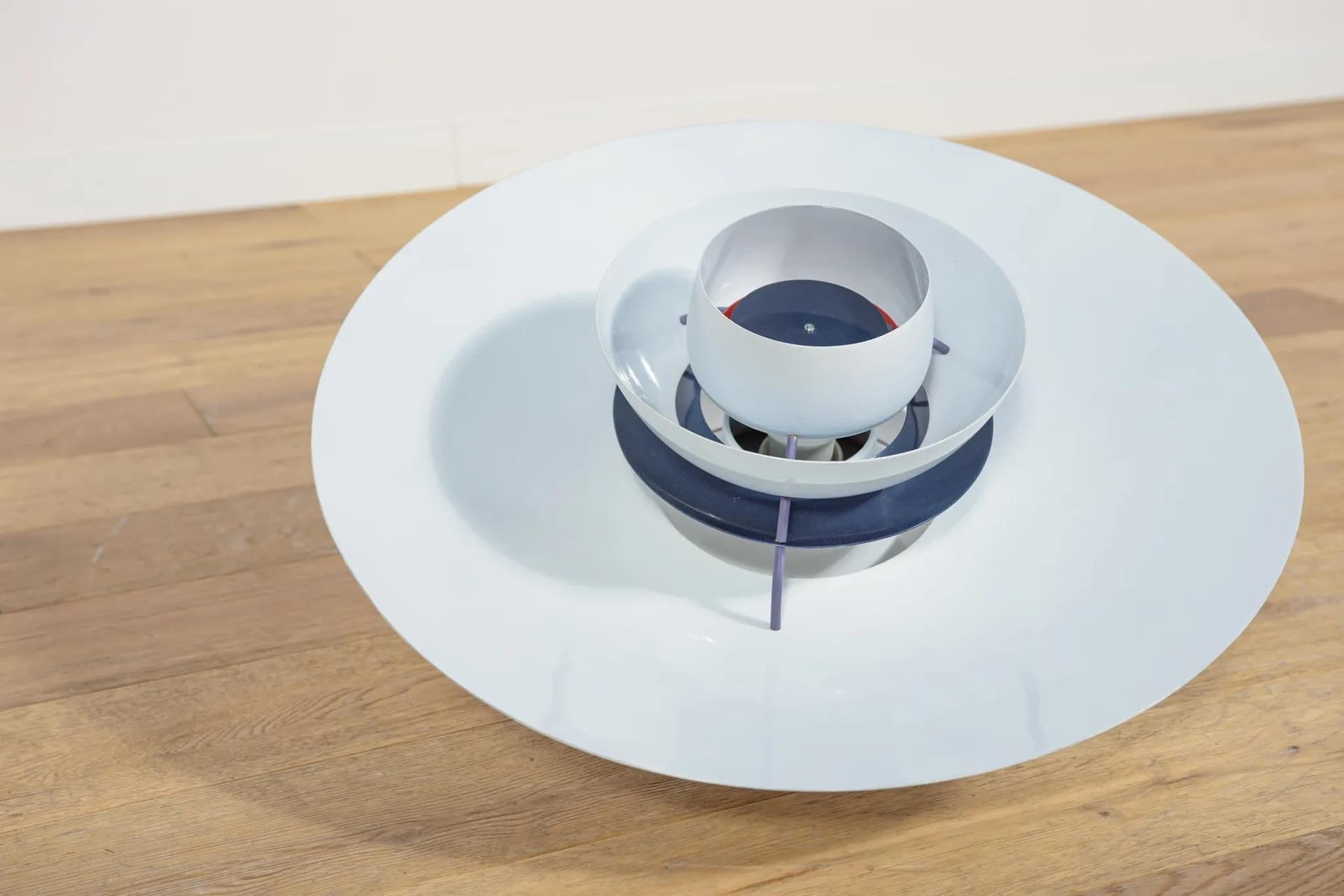 Lampa wisząca PH5, metal biały, proj. P. Henningsen, Louis Poulsen, Dania, lata 60. - 69920