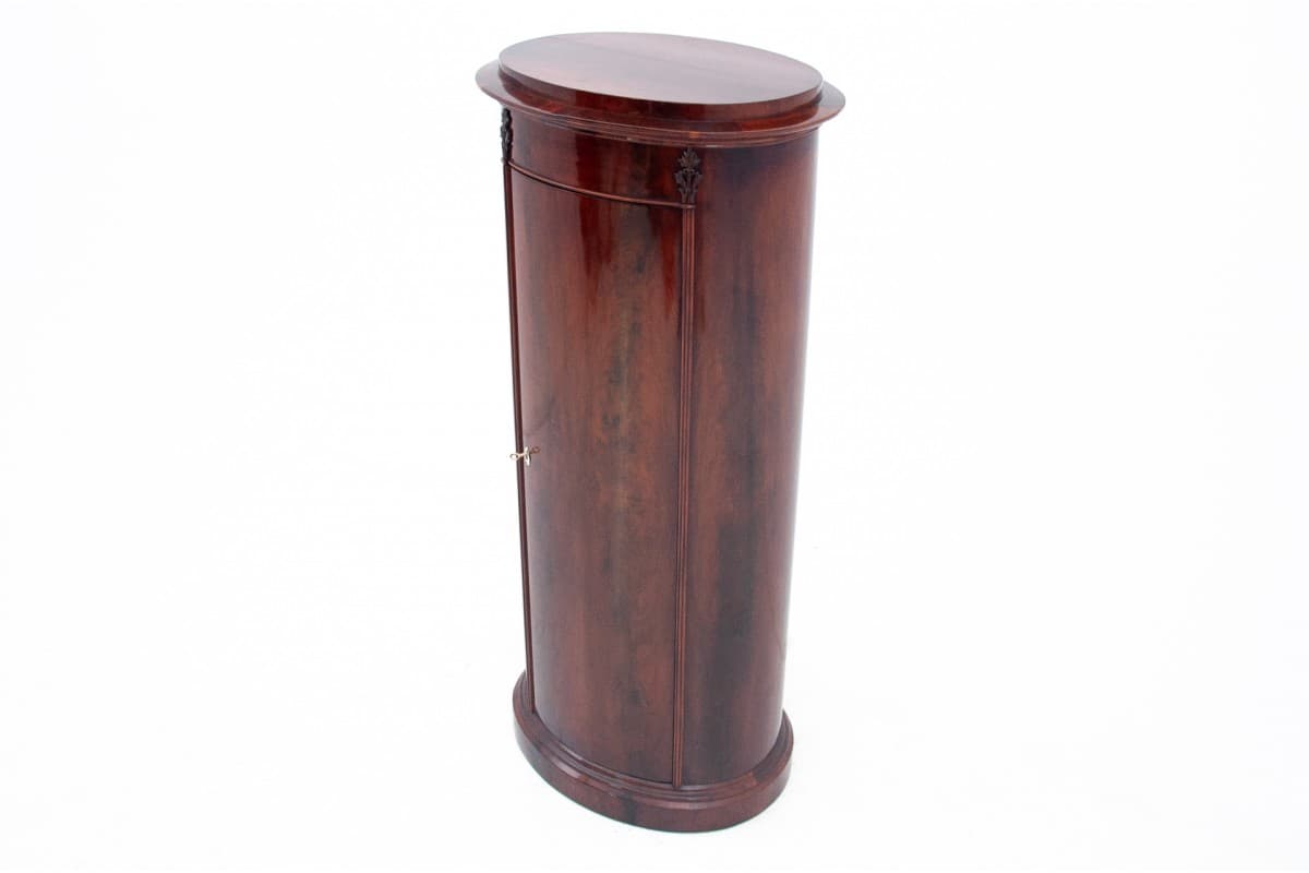 Mahoniowa komoda zabytkowa, Europa Północna, lata 80. XIX wieku - 191911