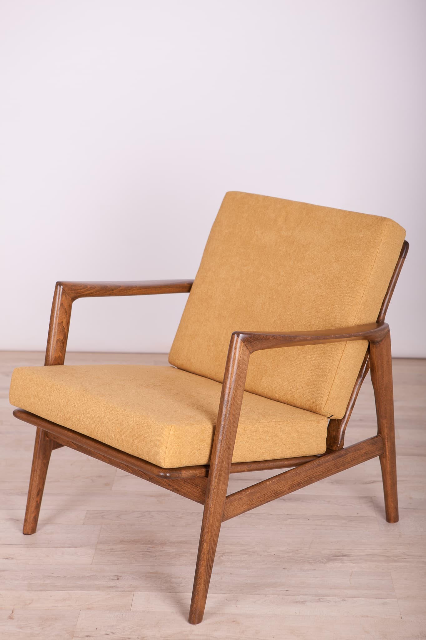 Pair of armchairs 300-139, mustard, beech, Swarzędzka Fabryka Mebli, Poland, 1960s - 69861