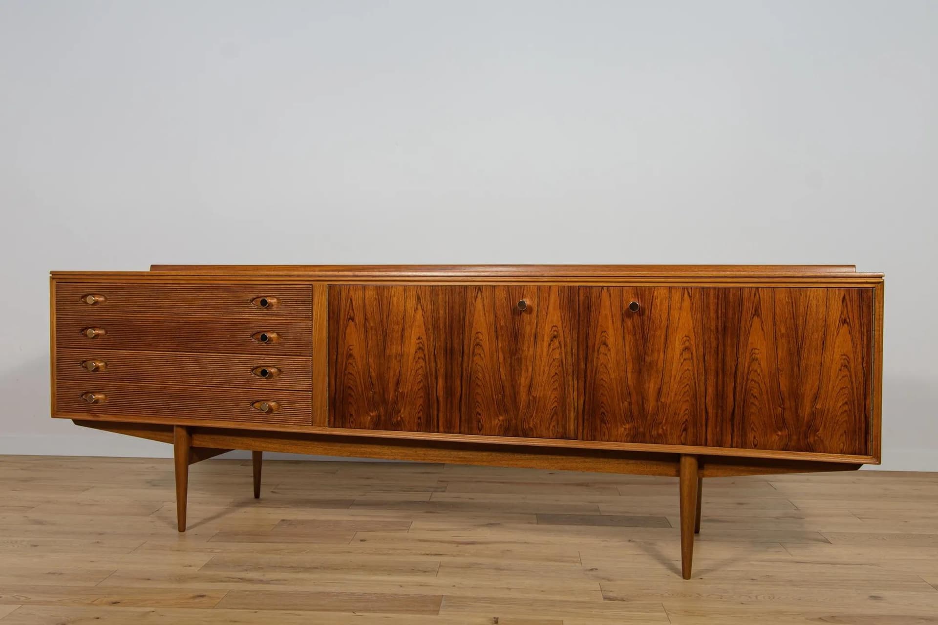Sideboard Hamilton, dark brown rosewood, by R. Heritage, United Kingdom, 1950s. - 69799